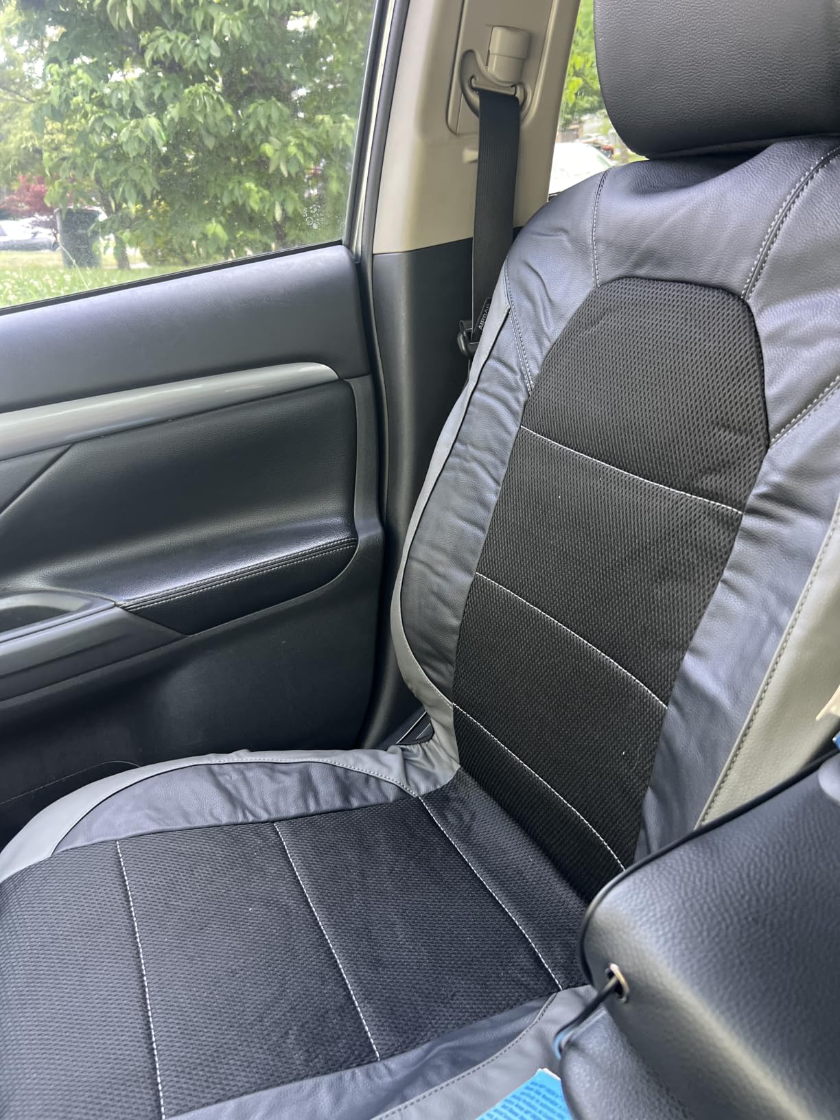CAR PASS Universal Leather Two Front Seat Covers,Sport seat Covers fits Most Cars, SUVs, Trucks, and Vans Airbag Compatible (Black and Black) customer photo 2
