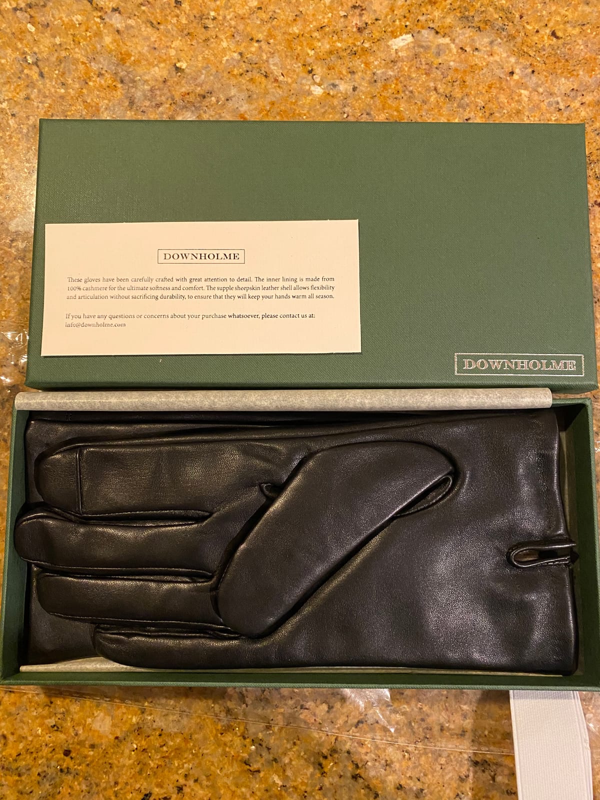 Downholme Touchscreen Leather Cashmere Lined Gloves for Men customer photo 2