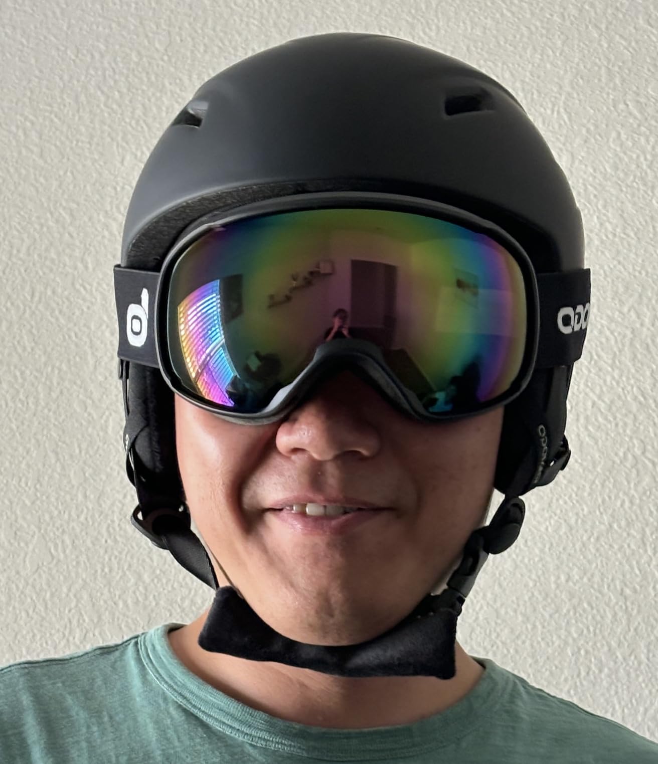 Odoland Ski Helmet and Goggles Set, Snowboard Helmet Glasses for Men, Women & Youth - Shockproof/Windproof Gear for Skiing, Snowboarding customer photo 2