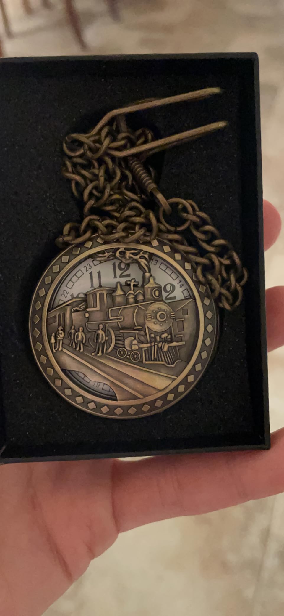 Top Fashion Watches Vintage Bronze Steam Train Mens Quartz Gift Pocket Watch with Chain customer photo 1