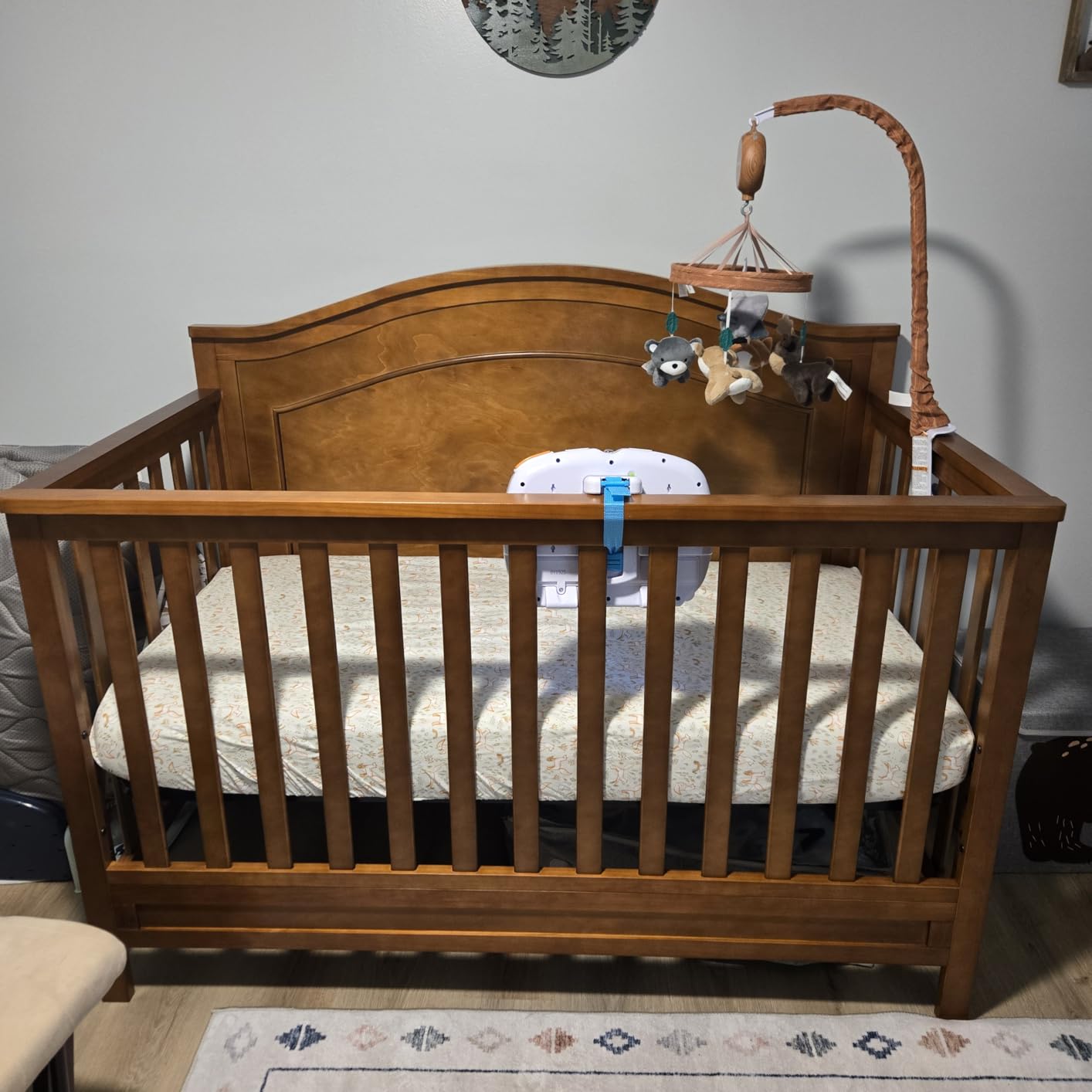 DaVinci Charlie 4-in-1 Convertible Crib, GREENGUARD Certified, White customer photo 2
