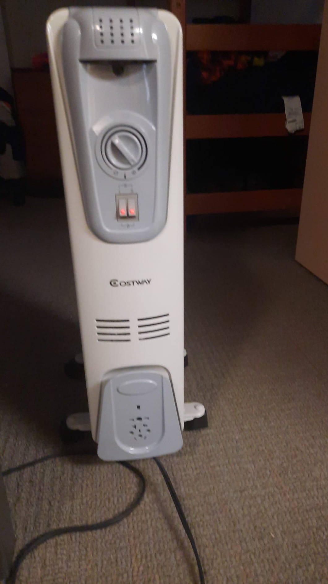 COSTWAY Oil Filled Radiator Heater, 1500W Portable Space Heater with Adjustable Thermostat, 3 Heat Settings, Overheat and Tip-Over Protection, Electric Oil Heater for Living Room Bedroom, Indoor Use customer photo 2