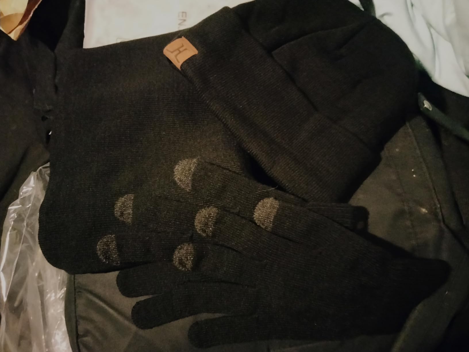 FZ FANTASTIC ZONE Winter Beanie Hats Scarf Touchscreen Gloves for Men Women customer photo 1