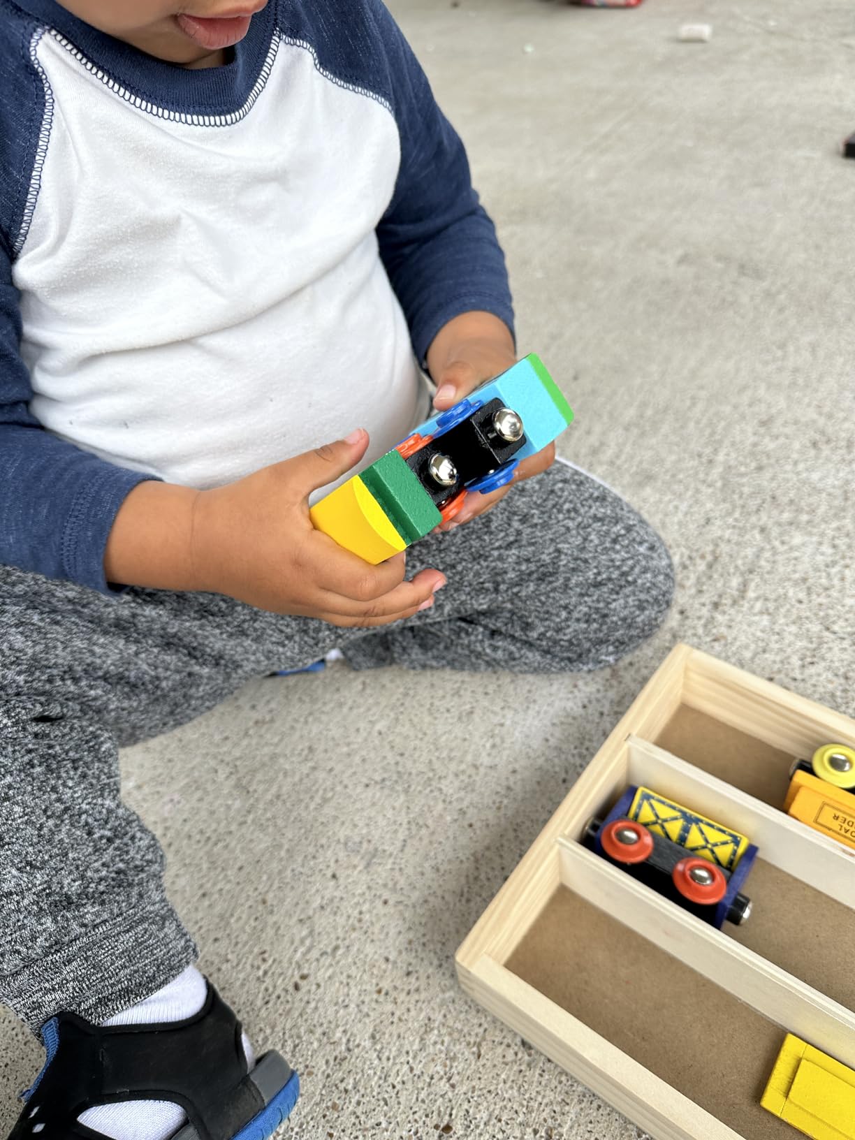 Wooden Train Set 12 PCS - Train Toys Magnetic Set Includes 3 Engines - Toy Train Sets For Kids Toddler Boys And Girls - Compatible With All Major Brands - Original - By Play22 customer photo 1