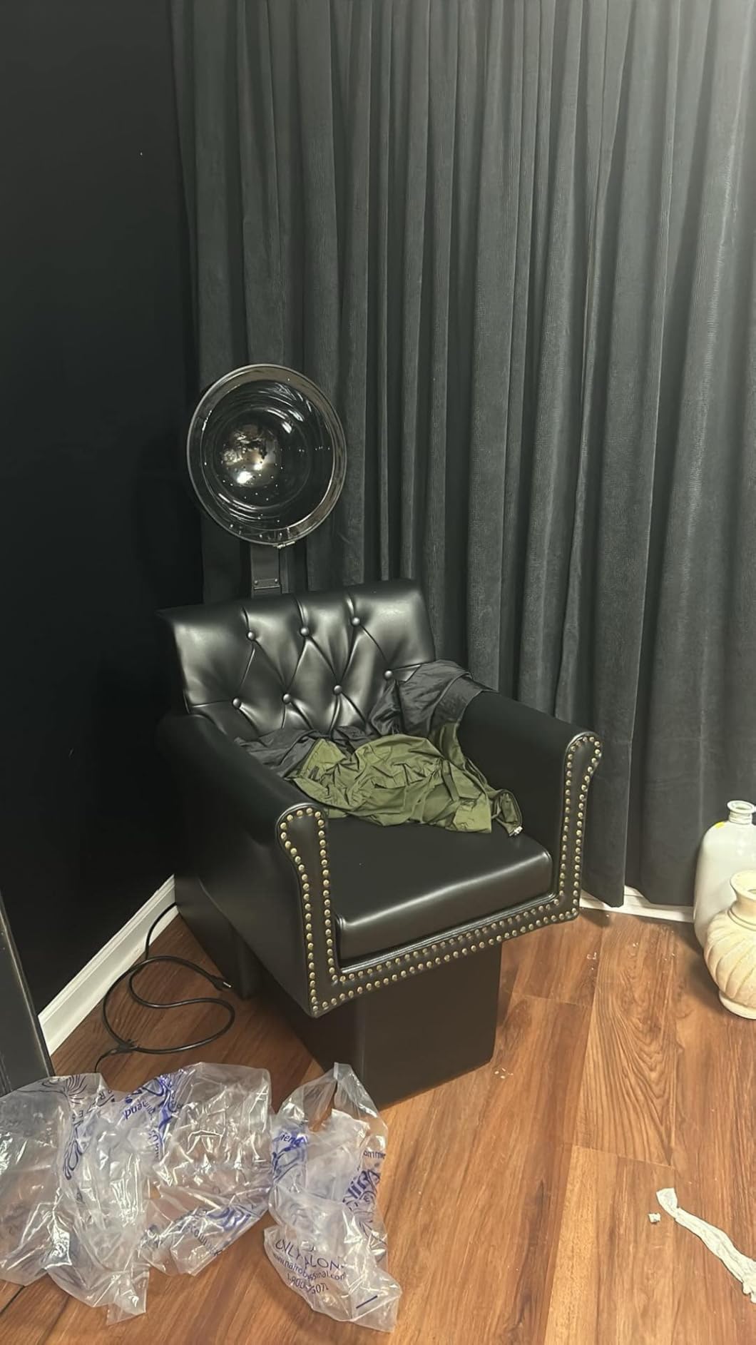 Buy-Rite Chelsea Hair Dryer Chair Combo 980W Adjustable Hood Black customer photo 2