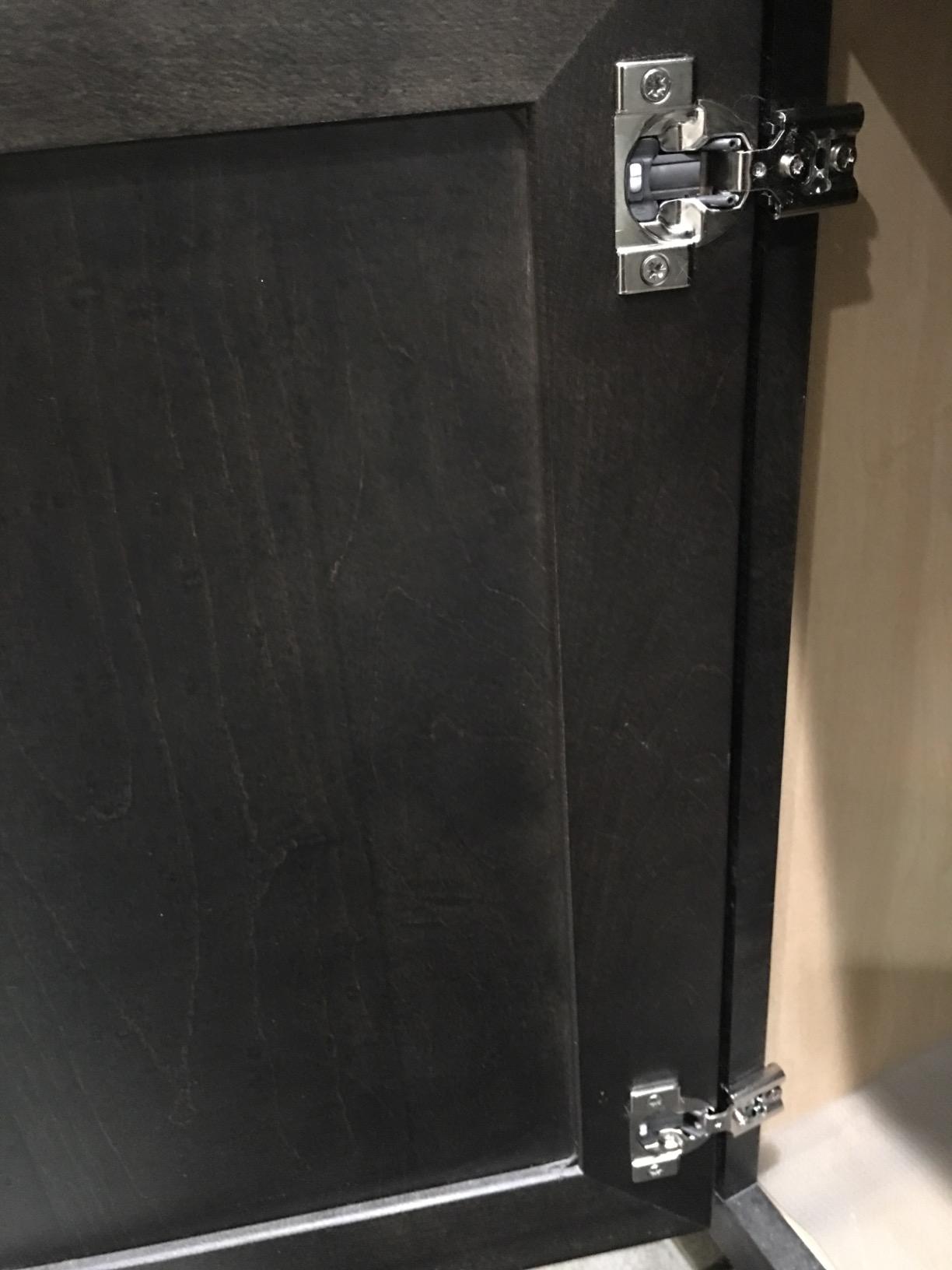 Blum 38N355BE08x15S Compact Soft-Close 1/2'' Overlay Blumotion Hinge, Nickel Finish (Pack of 15) customer photo 2