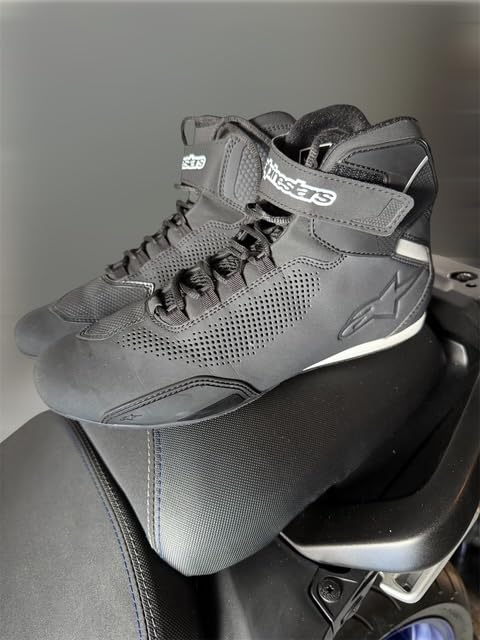 Alpinestars Men's Sektor Vented Street Motorcycle Shoe, Black/Gray/Red, 10 customer photo 2