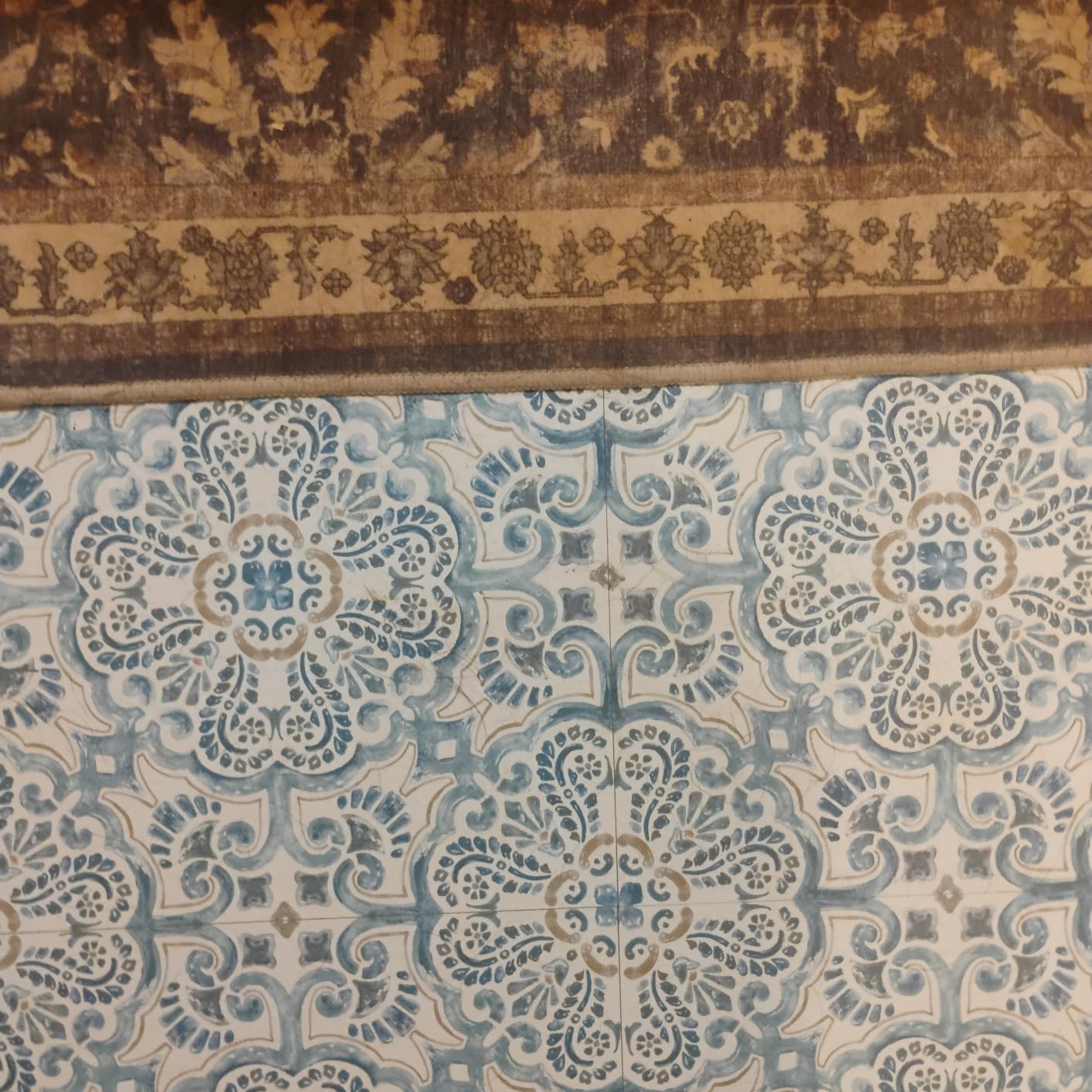 FloorPops FP2477 Fontaine Peel & Stick Floor Tiles, Blue customer photo 1