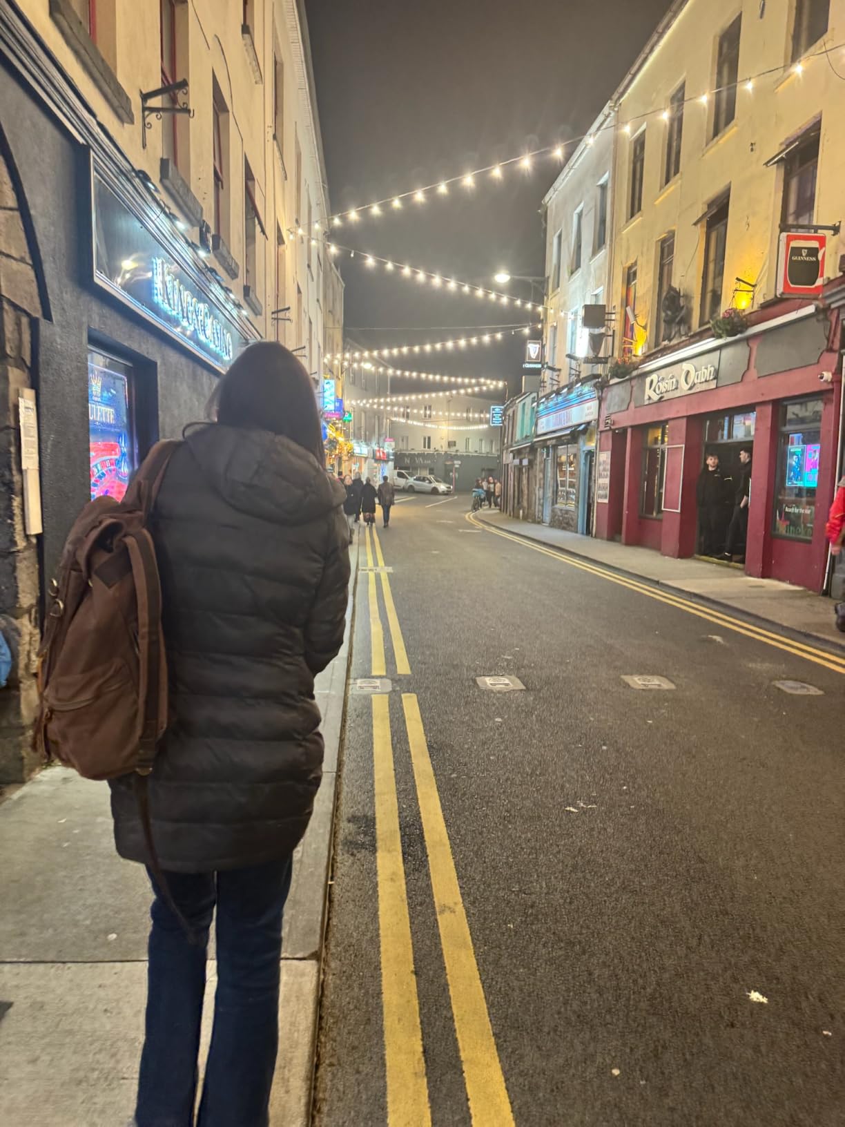 Amazon Essentials womens Lightweight Water-Resistant Packable Hooded Puffer Coat (Available in Plus Size) customer photo 2