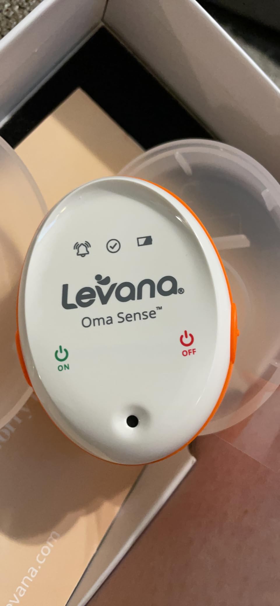 Levana Oma Sense Portable Baby Breathing Movement Monitor with Vibrations and Audible Alerts Designed to Stimulate Baby and Alert Parents customer photo 2