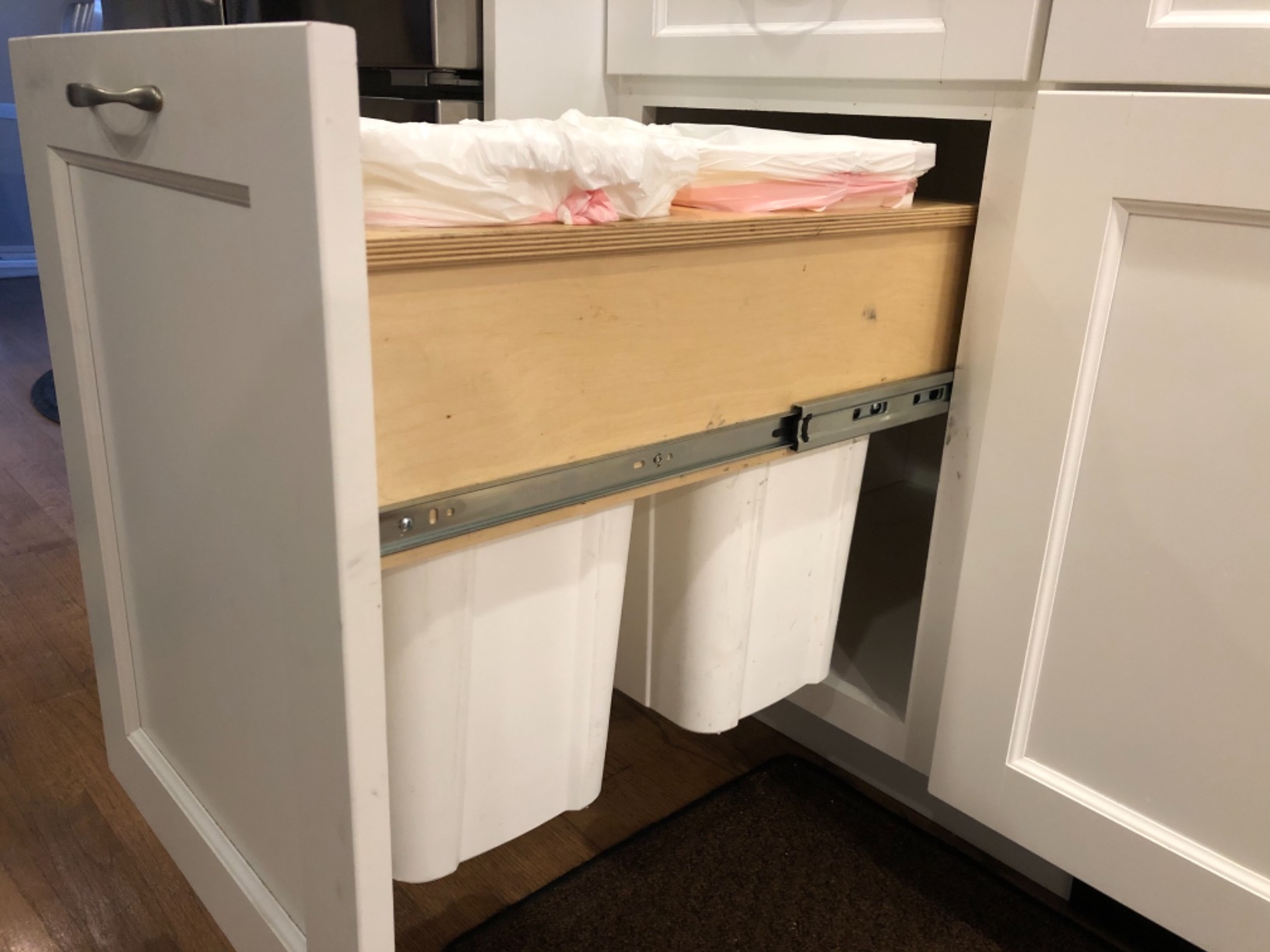 LONTAN 22 Inch Soft Close Drawer Slides with Rear Mounting Brackets 1 Pair customer photo 1