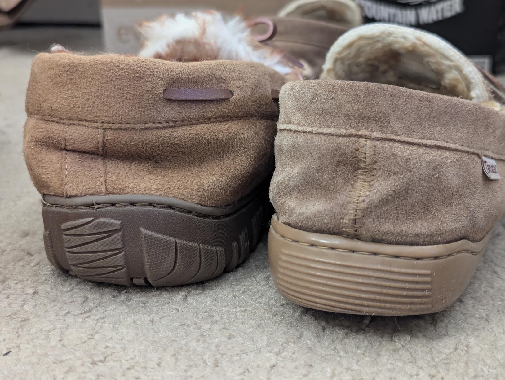 LA PLAGE Men's Moccasin Slippers Memory Foam Warm Plush House Slippers, Indoor Outdoor Comfortable Winter House Shoes customer photo 2