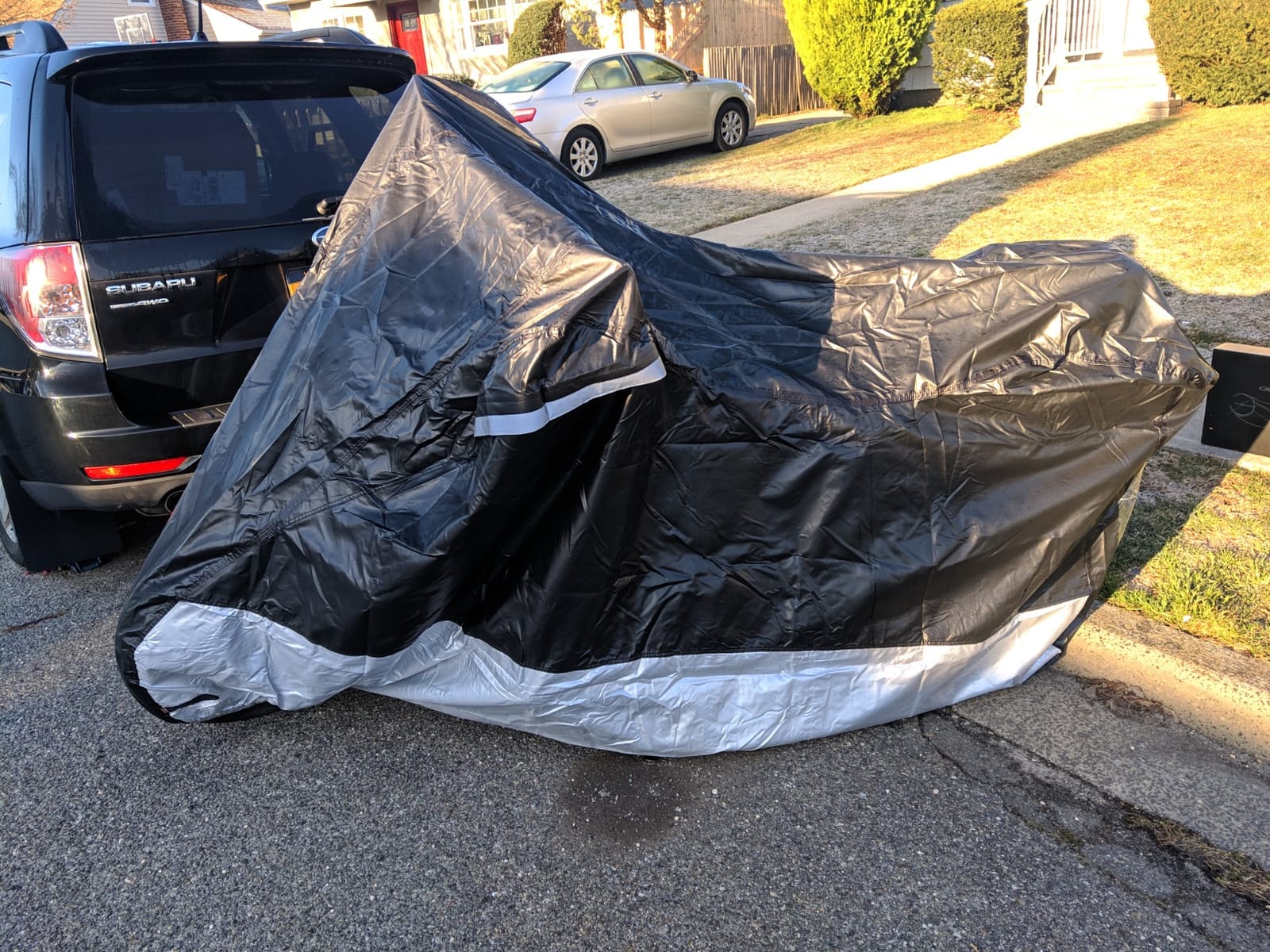 VELMIA Motorcycle Cover - Extremely Heat Resistant up to 550F, Waterproof for All Seasons, Fits Motorcycles, Scooters, Mopeds & Harleys customer photo 1