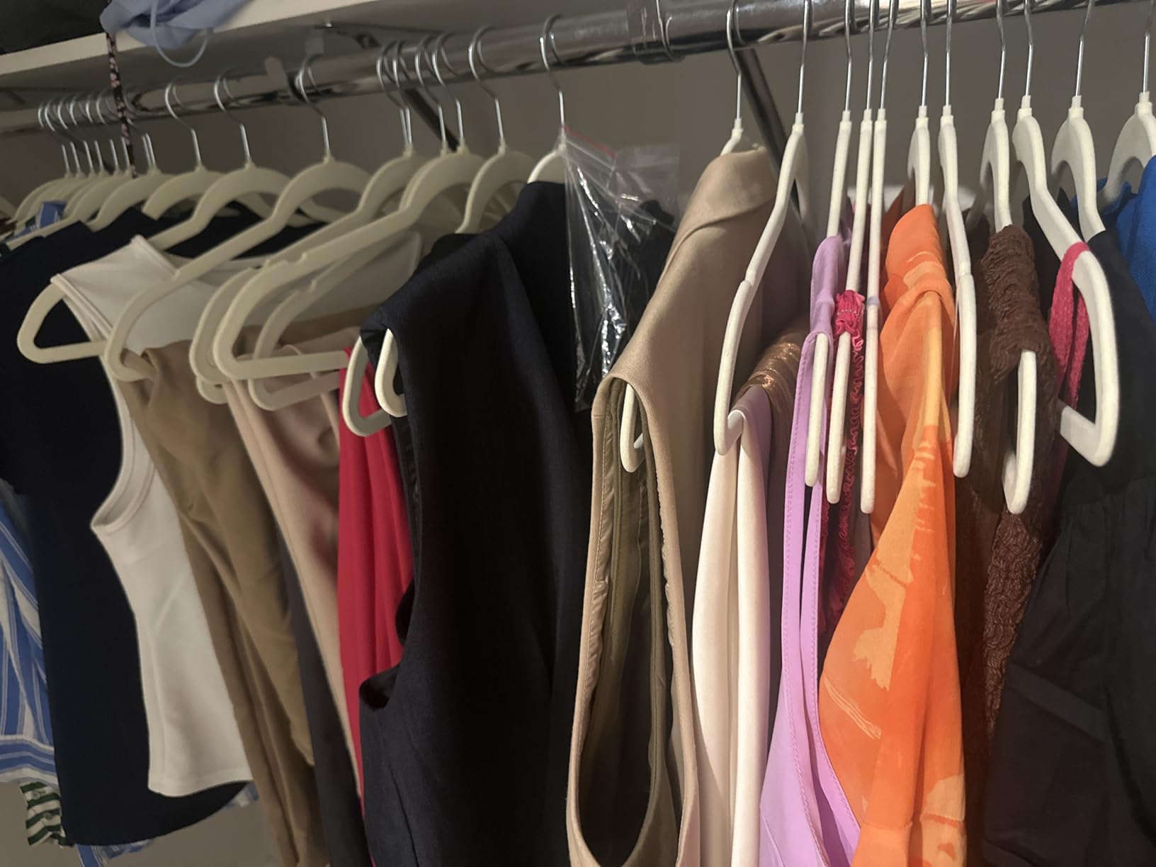 HOUSE DAY Black Velvet Hangers 60 Pack, Premium Non Slip Clothes Hangers customer photo 2