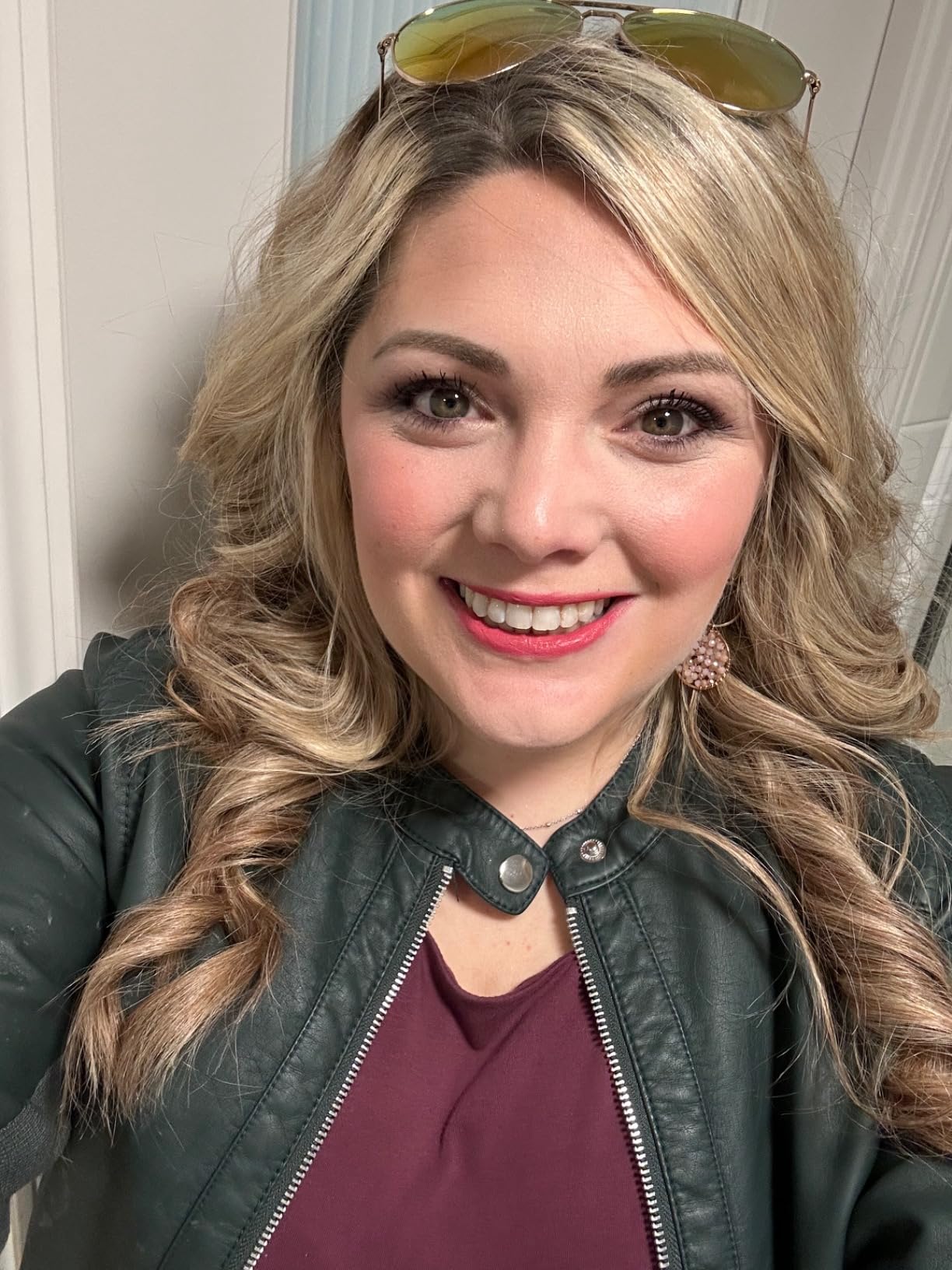 Amika perk up talc-free dry shampoo customer photo 1
