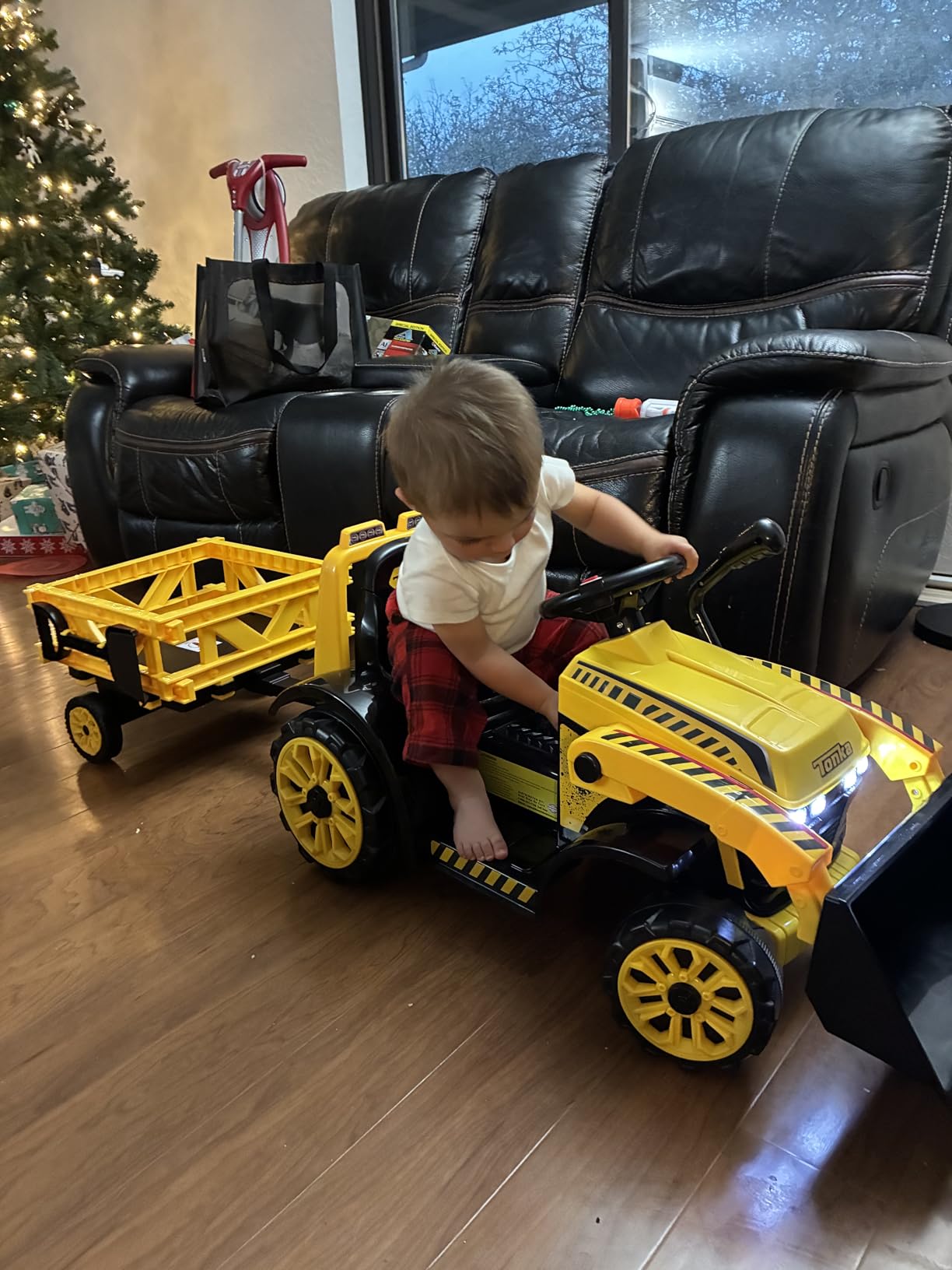Costzon Ride on Excavator, Ride on Construction Vehicles w/Helmet, 3 Toy Stones, Realistic Sound, Adjustable Bucket & Under Seat Storage, Bulldozer Ride on Toy Gift for Kids Boys & Girls customer photo 2