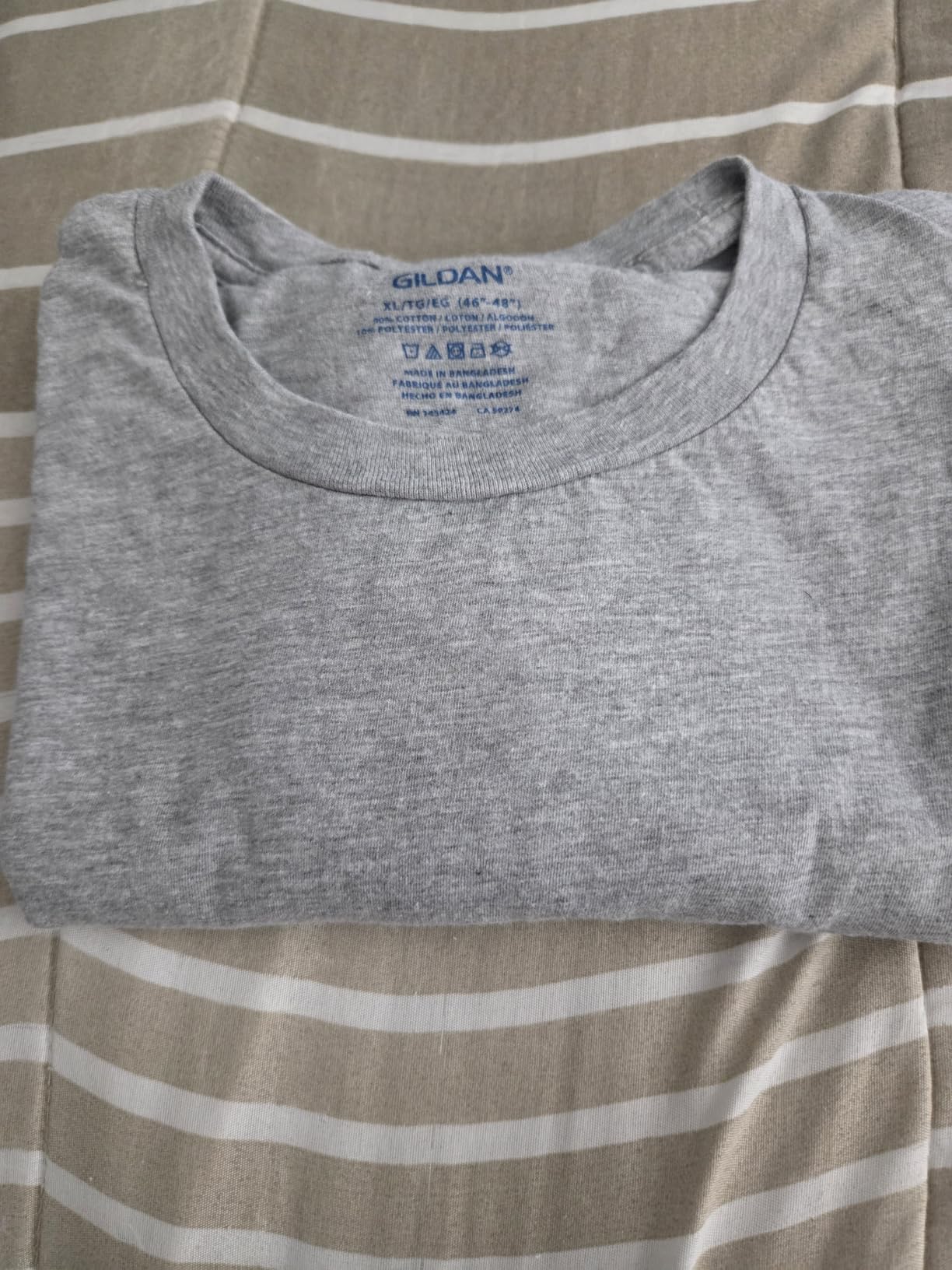 Gildan Men's Crew T-Shirts, Multipack, Style G1100 customer photo 2