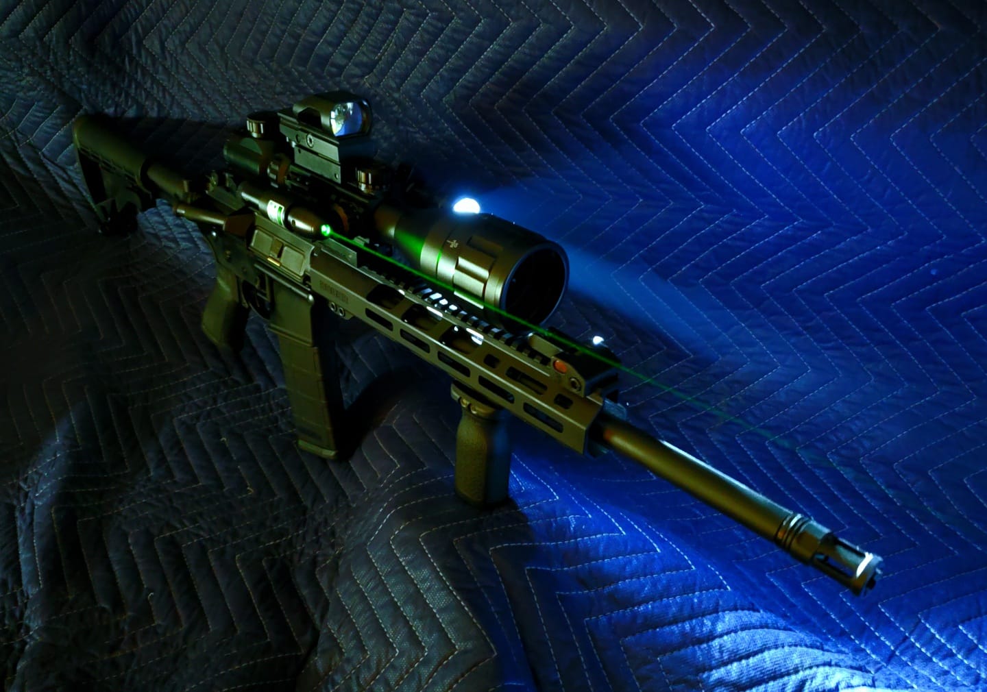 UUQ 4-12&16X50 AO Rifle Scope Red/Green Illuminated Range Finder Reticle W/Green Laser - Holographic Reflex Red Dot Sight - 5 Brightness Modes Flashlight customer photo 2