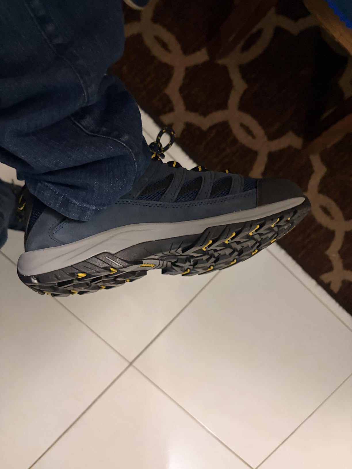 Columbia Men’s Crestwood Hiking Boots customer photo 1