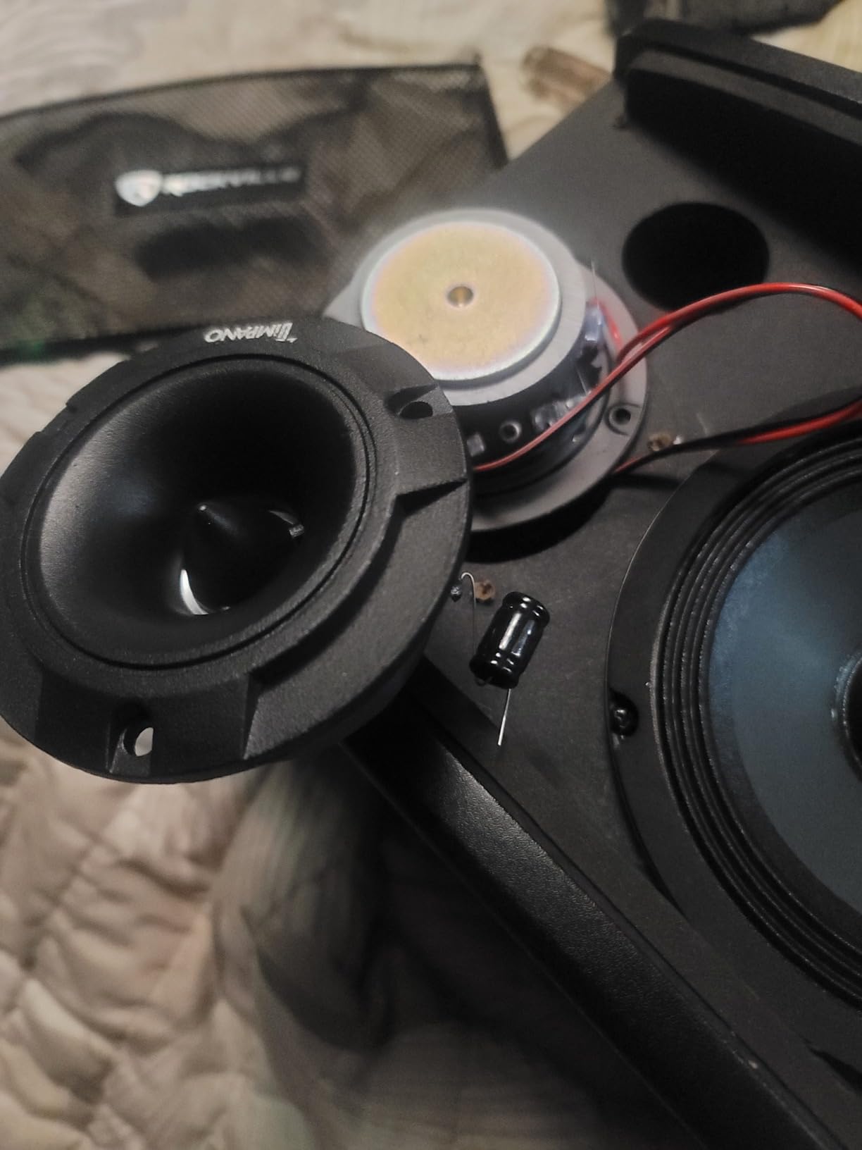 Timpano TPT-ST2 Black Slim Super Tweeter, 600 Watts 4 Ohm, 105 dB, 1 in Voice Coil, 3.85 inch Pro Car Sound System Bullet Tweeters (Pair) customer photo 2
