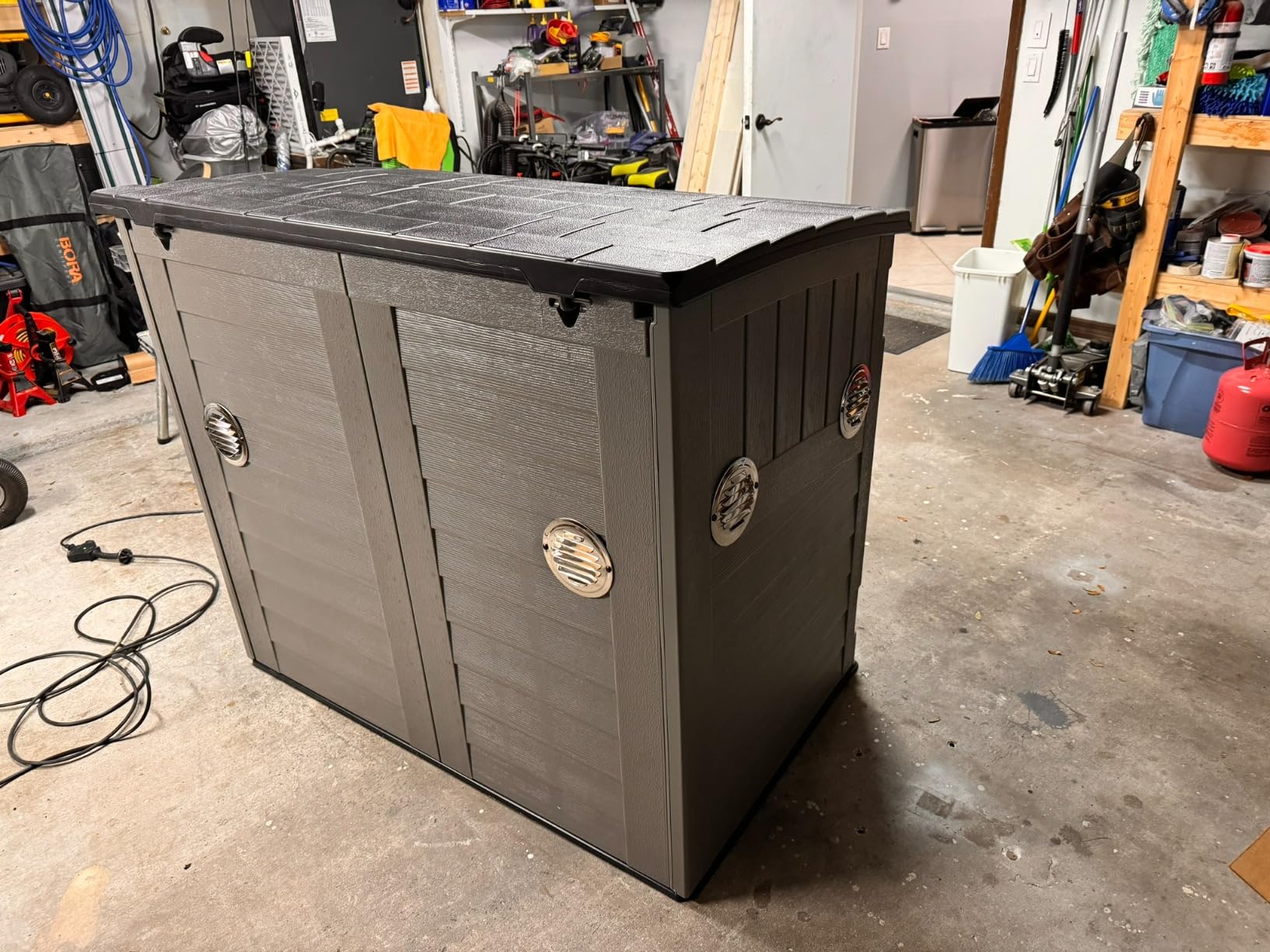 Suncast 34 Cu Ft Horizontal Storage Shed, Resin, Lockable, Stoney Black customer photo 2