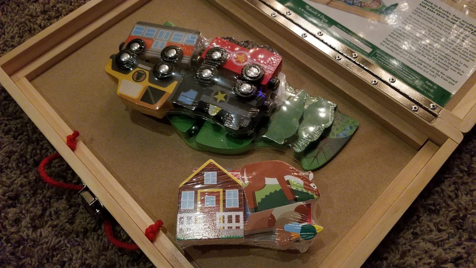 Melissa & Doug Take-Along Railroad Tabletop Playset with Wooden Train Toys, Animals & Scenery Play Pieces, Preschool Learning Toys for Girls & Boys 3+ - FSC Certified customer photo 1