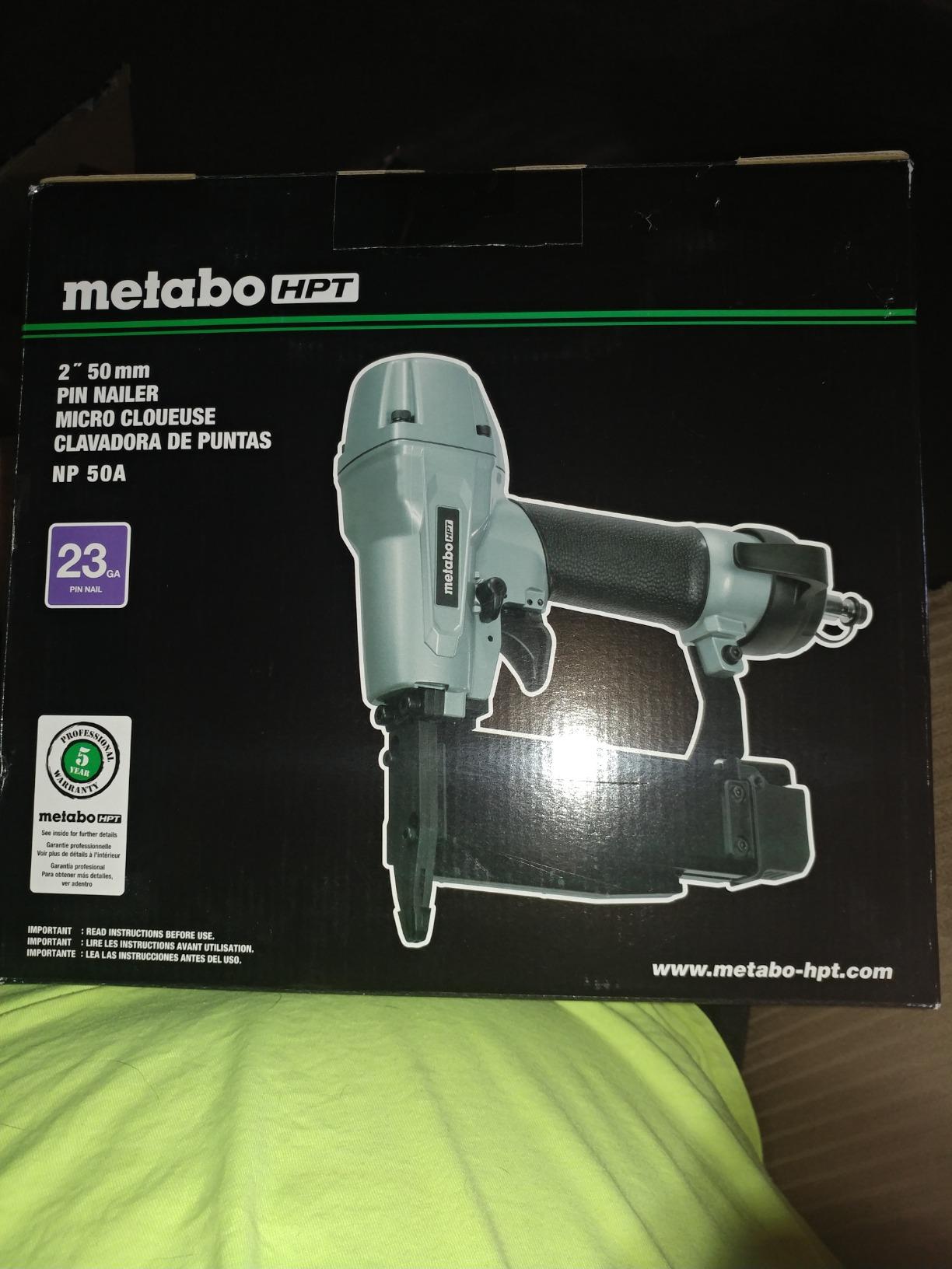 Metabo HPT Pin Nailer Kit, 23 Gauge Fine Trim Aluminium Magazine, NP50A | Pneumatic Power Nailers, Built-In Silencer, Carpentry Tool, Molding and Paneling, Half to 2 Inch Nails customer photo 1
