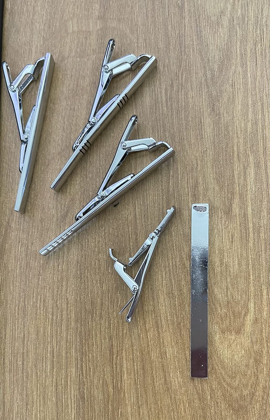 Lystaii 4Pcs Tie Tack Pins & Clips Set for Men Silver Metal Necktie Bars customer photo 1