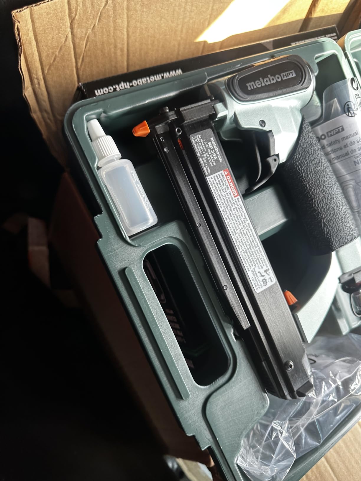 Metabo HPT Pin Nailer, Pro-Preferred Pneumatic Power Nailers for Cabinets, Trim, and Crafting, Makes Invisible Holes, Lightweight 2.0 lbs Tool, 23 Gauge, 5/8
