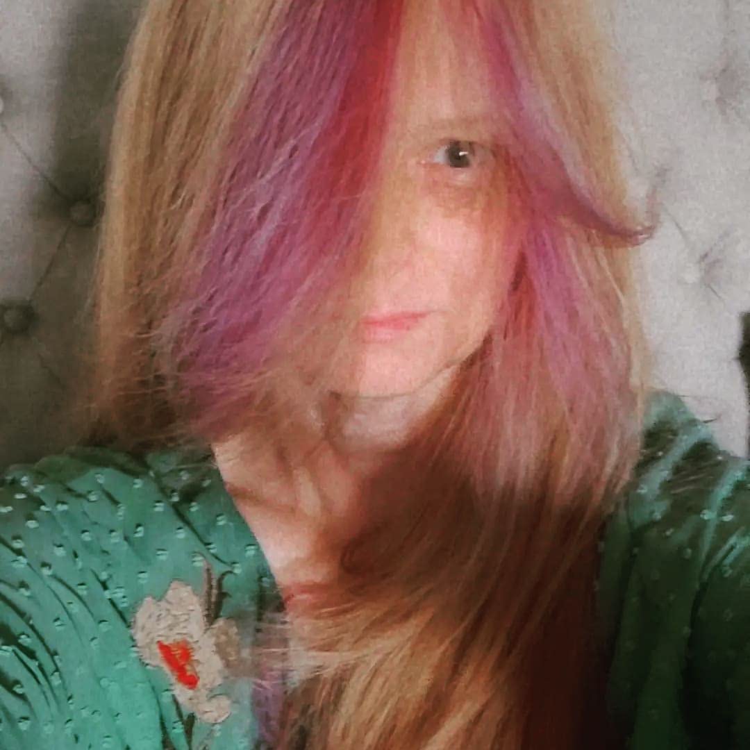 Batiste Original Dry Shampoo, 6.76 OZ / 200ml , Powder, Oily Hair, Oil Control, Citrusy Scent customer photo 2