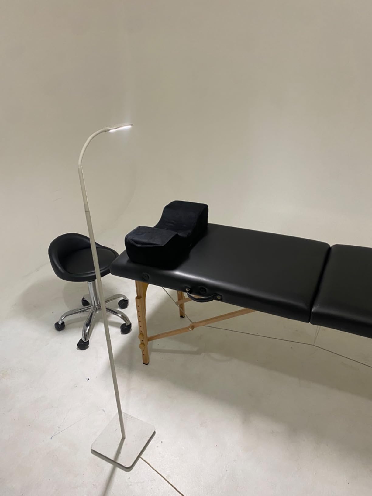 Nova Microdermabrasion Rolling Stool with Wheels Swivel Salon Stool Adjustable Drafting Tattoo Office Chair for Massage Bar Kitchen Spa Shop with Thick Cushion (White) customer photo 2