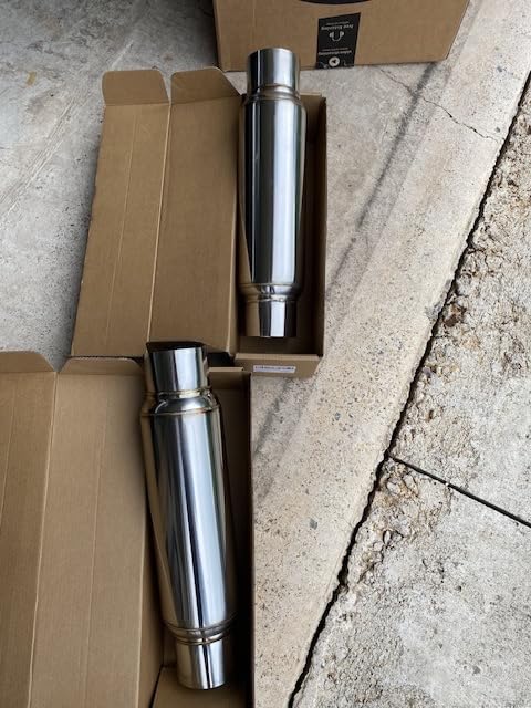 LCGP 2.5'' Inlet & Outlet Universal Muffler, 11.5'' Overall Length Stainless Steel Resonator customer photo 2