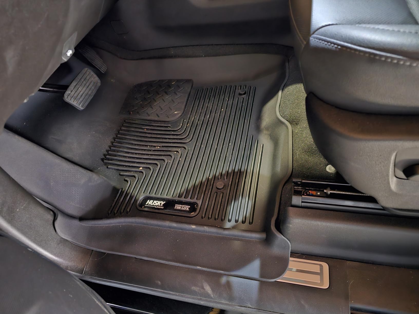 Husky Liners Weatherbeater Floor Mats | Fits 2019 - 2025 Chevrolet Silverado & GMC Sierra 1500; 2020-2025 Silv./Sierra 2500/3500 Crew Cab w/Carpet & Underseat Stg | Front & 2nd Row, 3-pc Black - 94021 customer photo 1