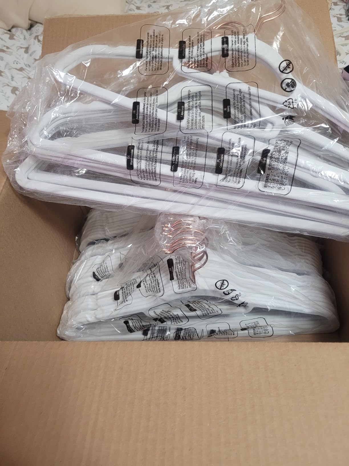 SONGMICS Velvet Hangers, Set of 50, Non-Slip, Space-Saving customer photo 2