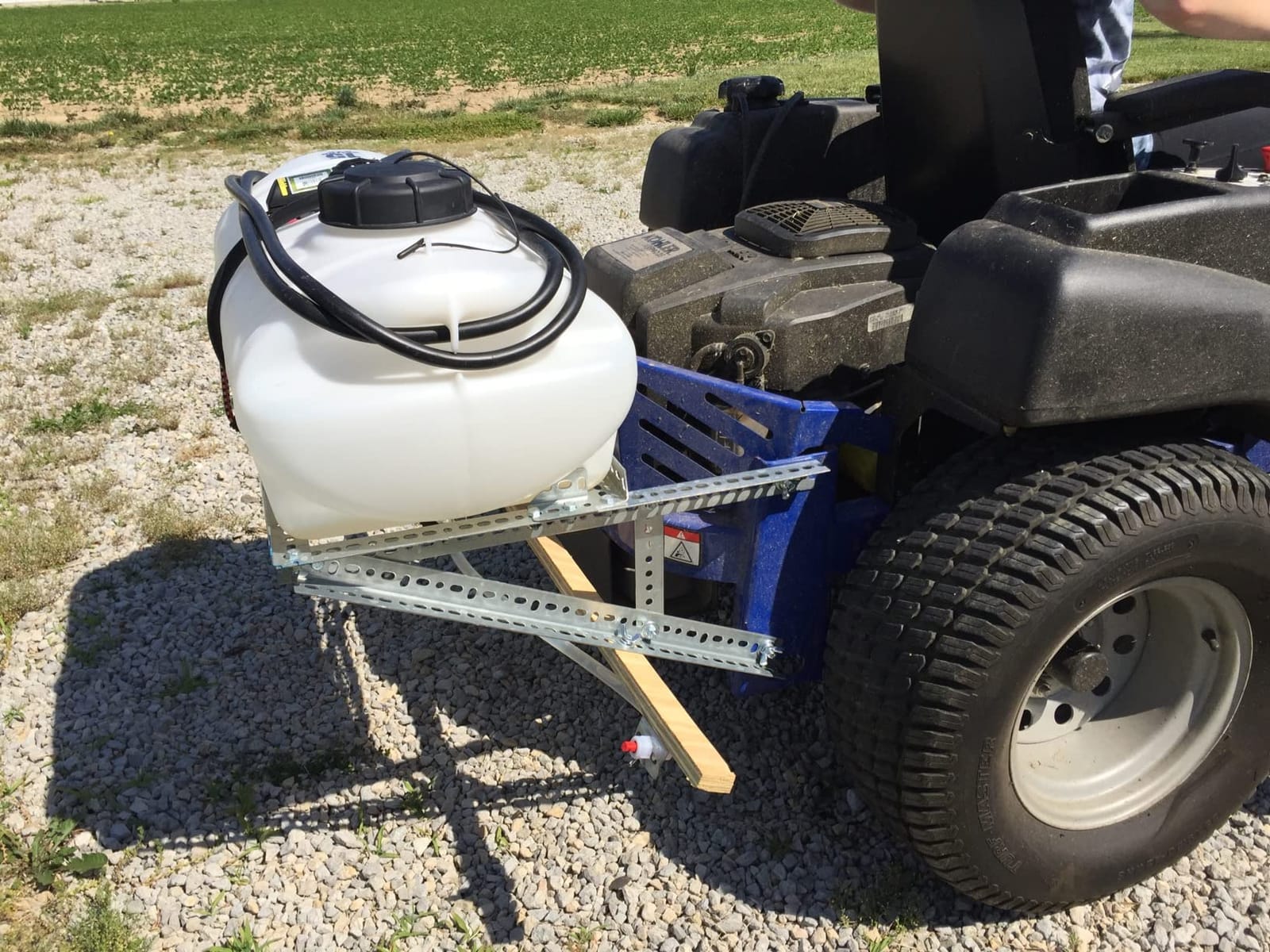Chapin 6428 ATV Boom Kit with 7 Ft. Spray Pattern, Adjustable Height Brackets, Powder Coated Steel Frame, Fits Most ATV and Lawn Trailers, Black customer photo 1
