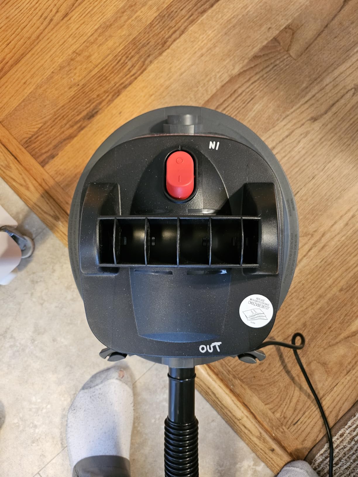 CRAFTSMAN CMXEVBE17250 2.5 Gallon 2.5 Peak HP Wet Dry Shop Vacuum customer photo 2