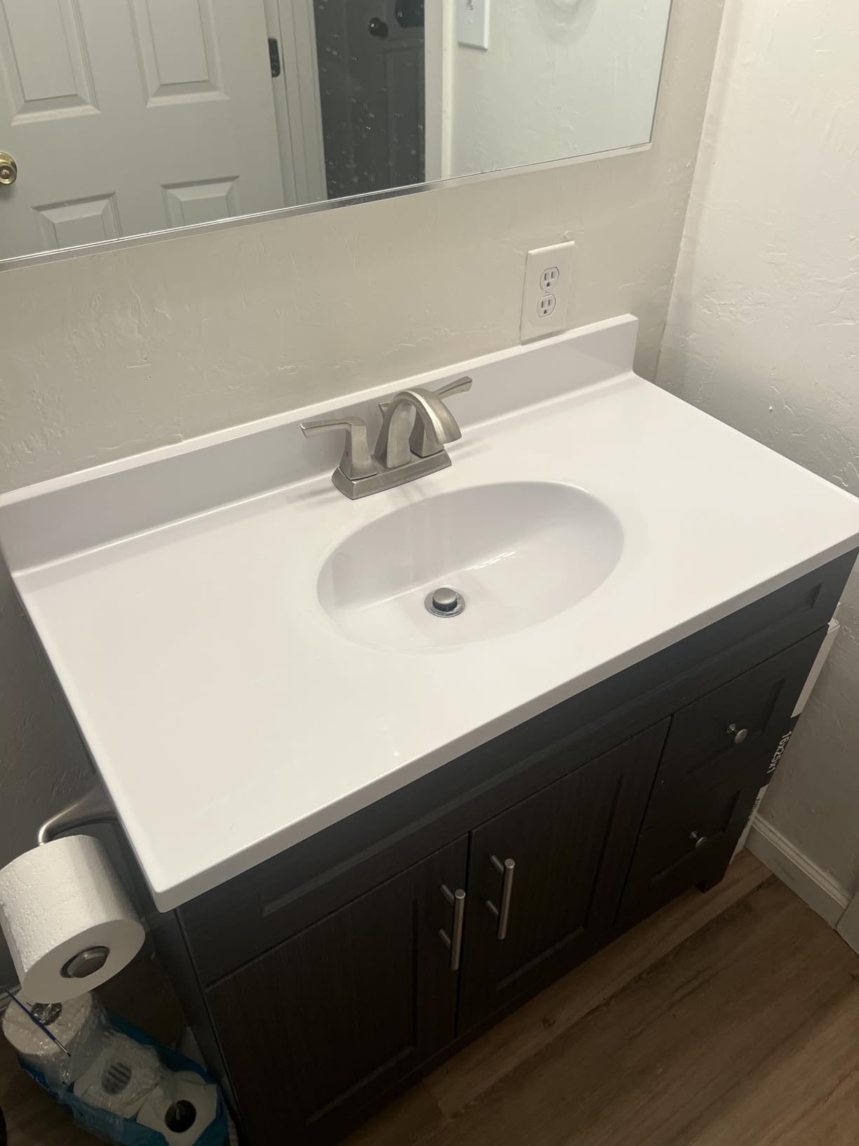Design House Cultured Marble Vanity Top, 49 in W x 22 in D, Integrated 4 in Centerset Oval Sink & Backsplash, Ivory Swirl, 586347 customer photo 1