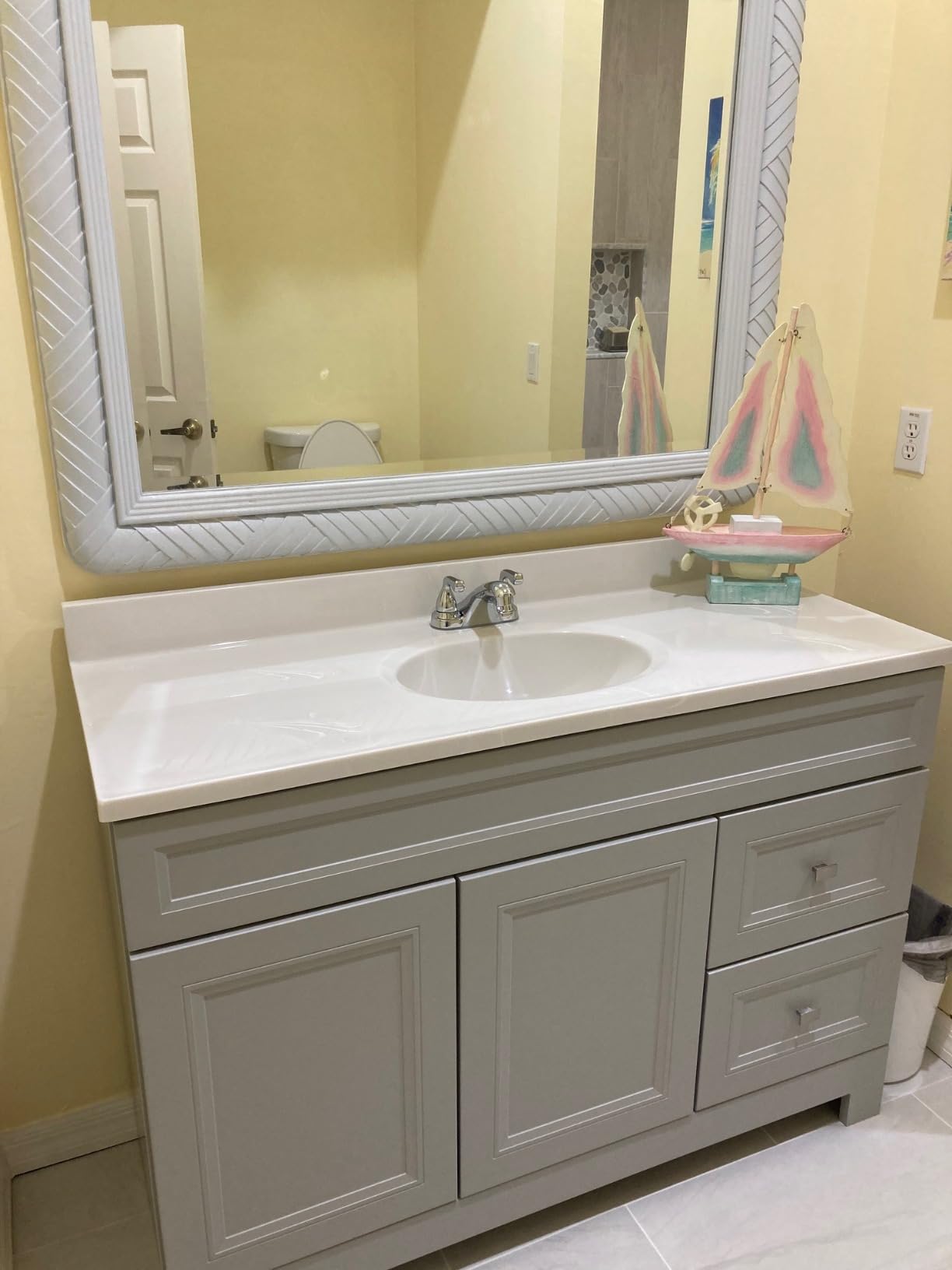 Design House Cultured Marble Vanity Top, 49 in W x 22 in D, Integrated 4 in Centerset Oval Sink & Backsplash, Ivory Swirl, 586347 customer photo 2