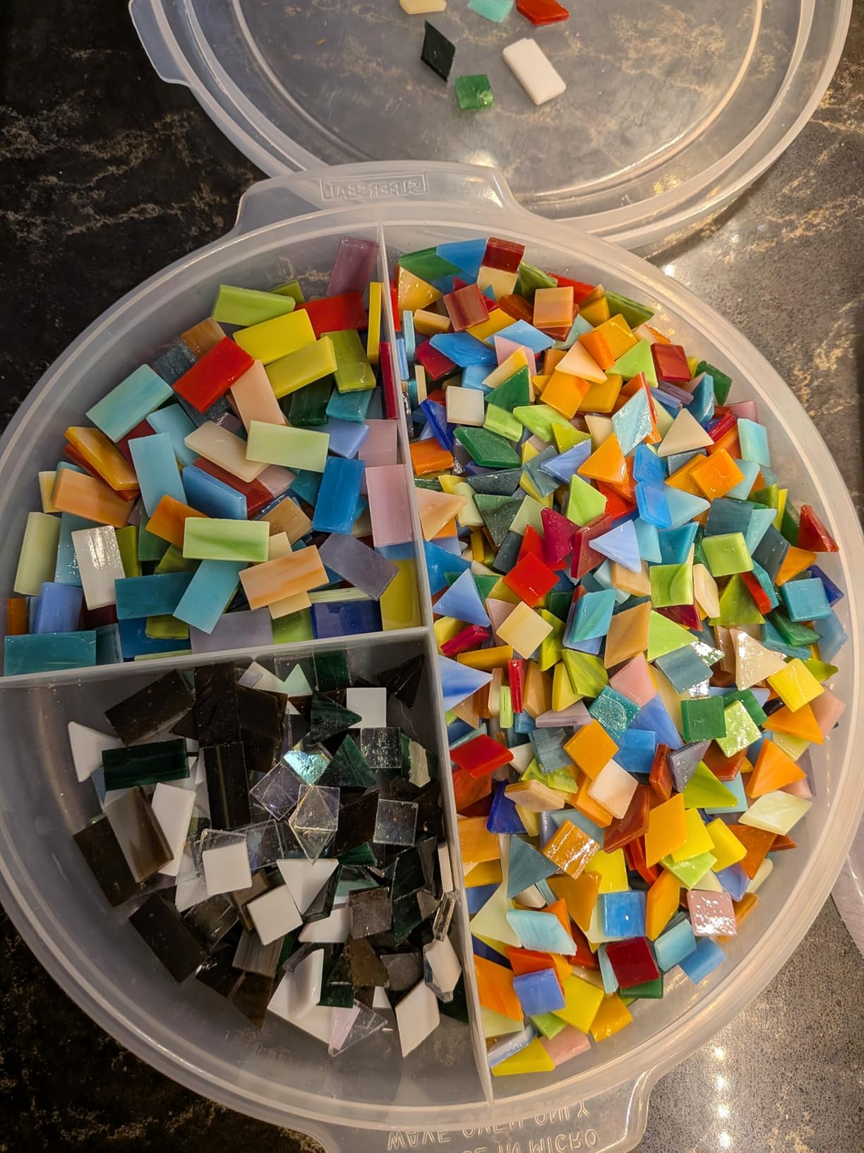 Lanyani 1050 Pieces Mixed Shapes Glass Mosaic Tiles for Crafts, Colorful Stained Glass Pieces for Mosaic Projects customer photo 1