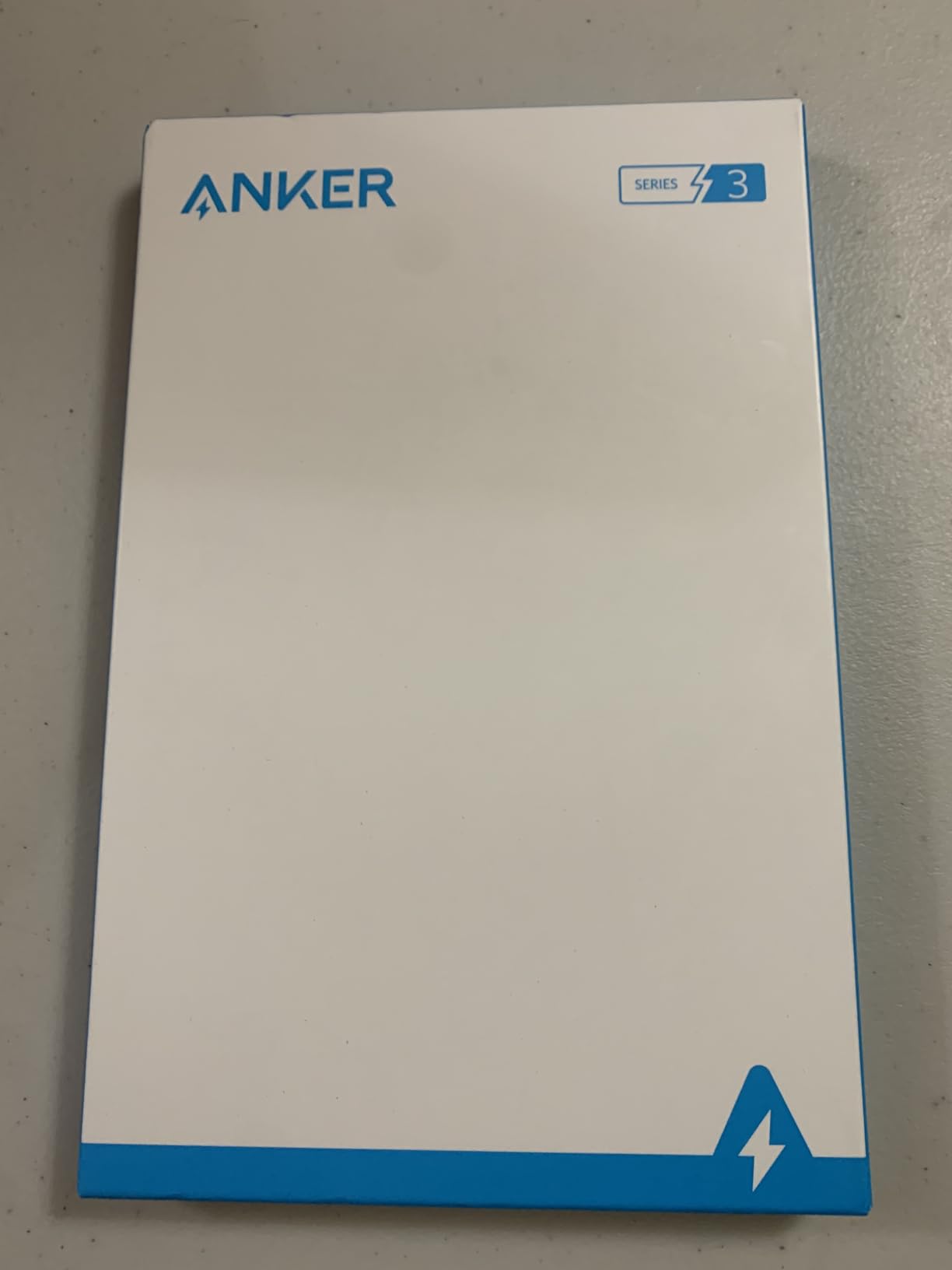Anker 313 Qi-Certified 10W Fast Wireless Charger Pad | Portable Wireless Charging Pad for Samsung, iPhone, and AirPods (AC Adapter Not Included, Not MagSafe-Compatible) customer photo 2