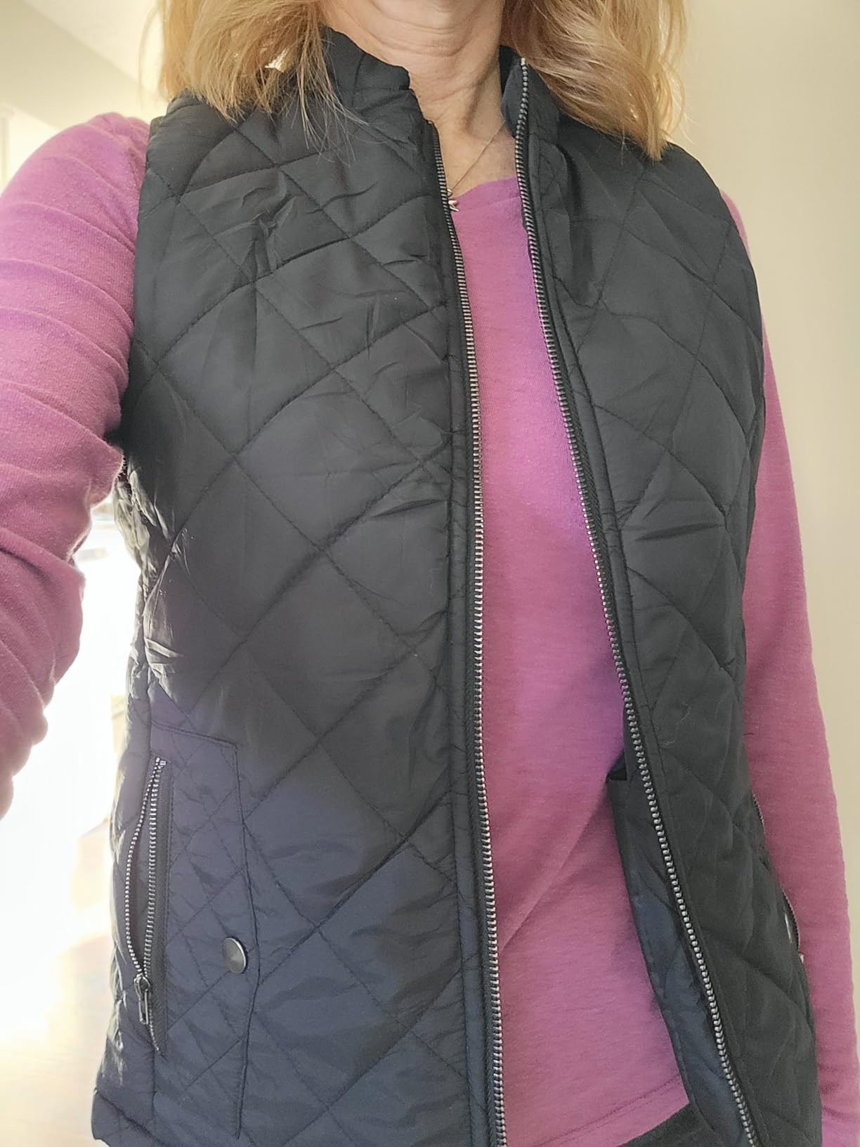 Argstar Women's Vest, Quilted Lightweight Zip Pockets Padded Gilet (XS-3XL) customer photo 2