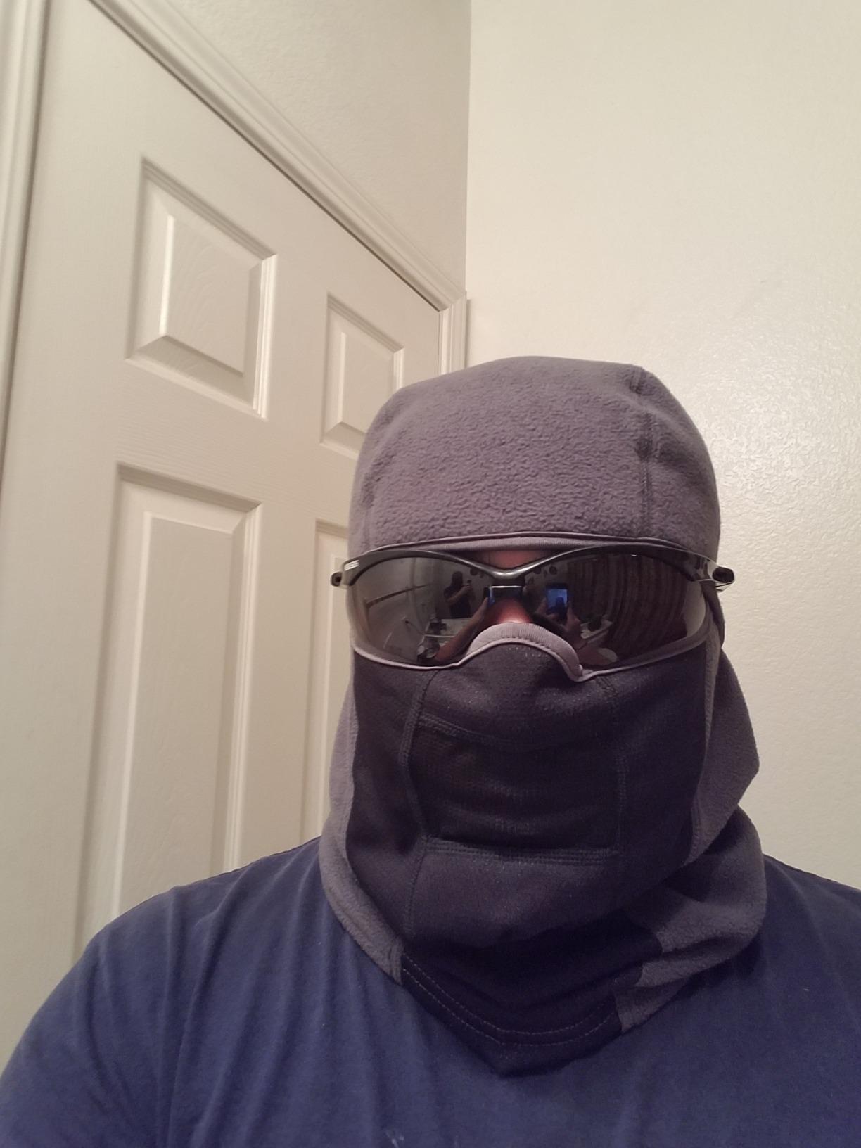 AstroAI Windproof Ski Mask, Winter Thermal Fleece Balaclava, Black-M customer photo 2