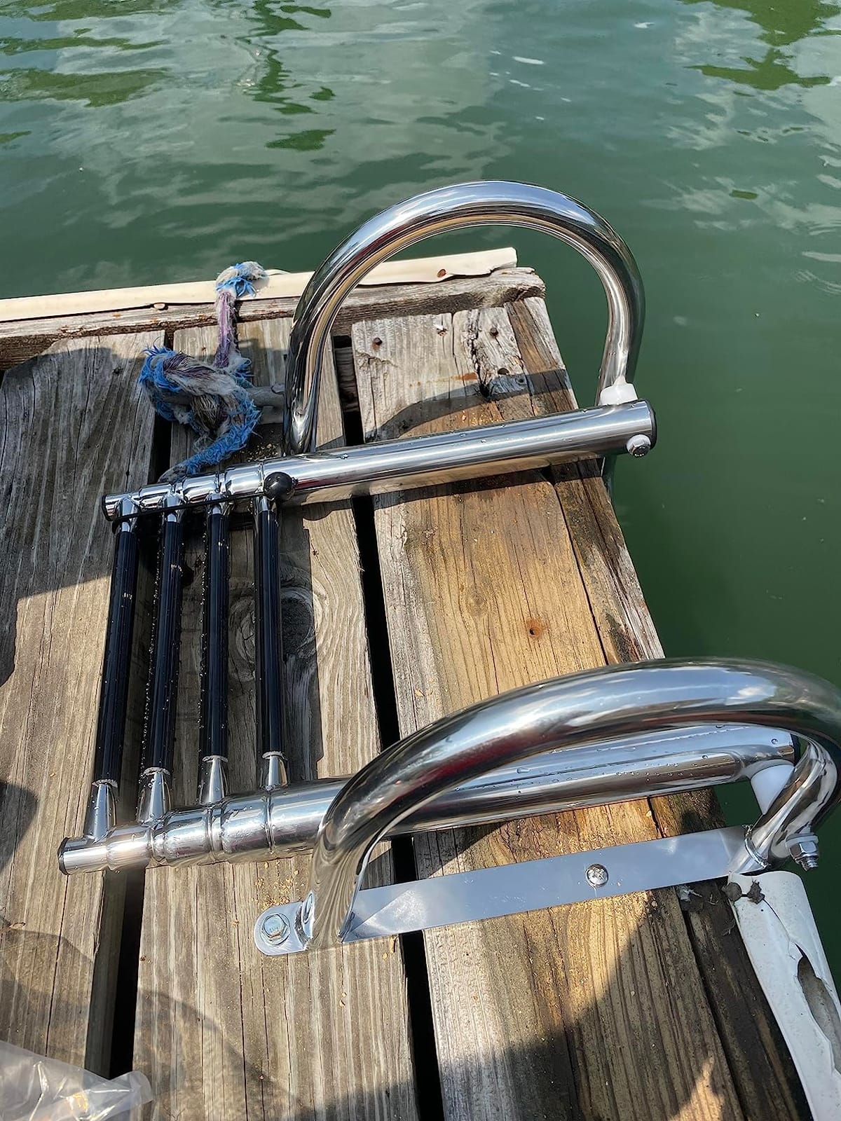 Hoffen 4 Step Pontoon Boat Ladder, Stainless Steel Telescoping Folding Boat Ladder Rear Entry Heavy Duty Custom Inboard with Pedal and Safe Handrails customer photo 1