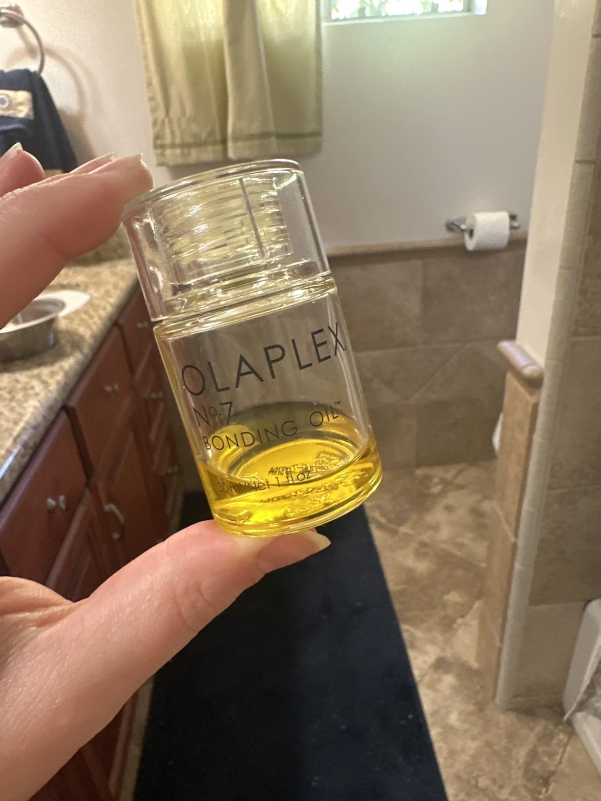 OLAPLEX N°.7 Bonding Hair Oil, High Shine customer photo 1