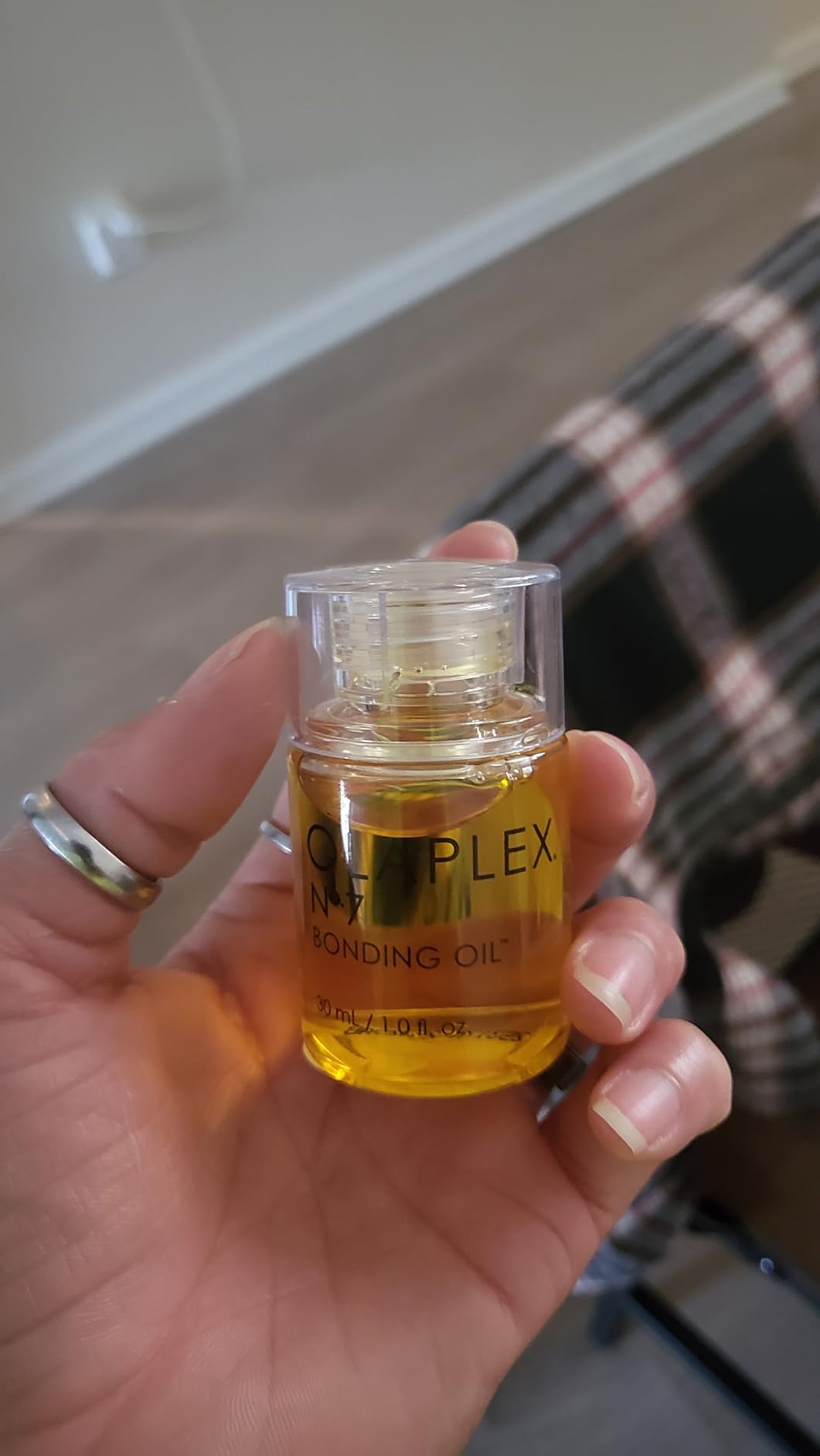 OLAPLEX N°.7 Bonding Hair Oil, High Shine customer photo 2