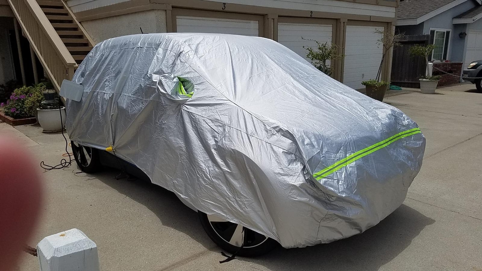 Favoto Car Cover Waterproof All Weather Windproof for SUV 188-198 Inches customer photo 2
