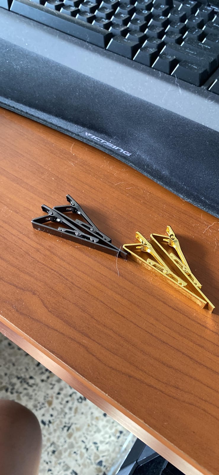 Roctee 3 Pack Clip For Tie, Men's Tie Clips Gold Silver Black Classic Suit Tie Bar Clip-on Necktie Pin, Regular Business Mens Daily Outfit Wedding Accessory customer photo 1