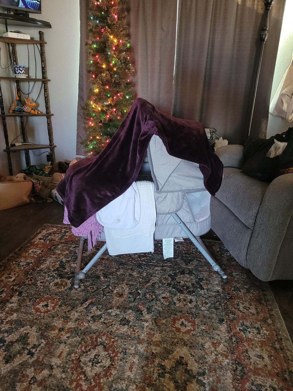 Safety 1st Nap and Go Rocking Bassinet, Star Gazer customer photo 1