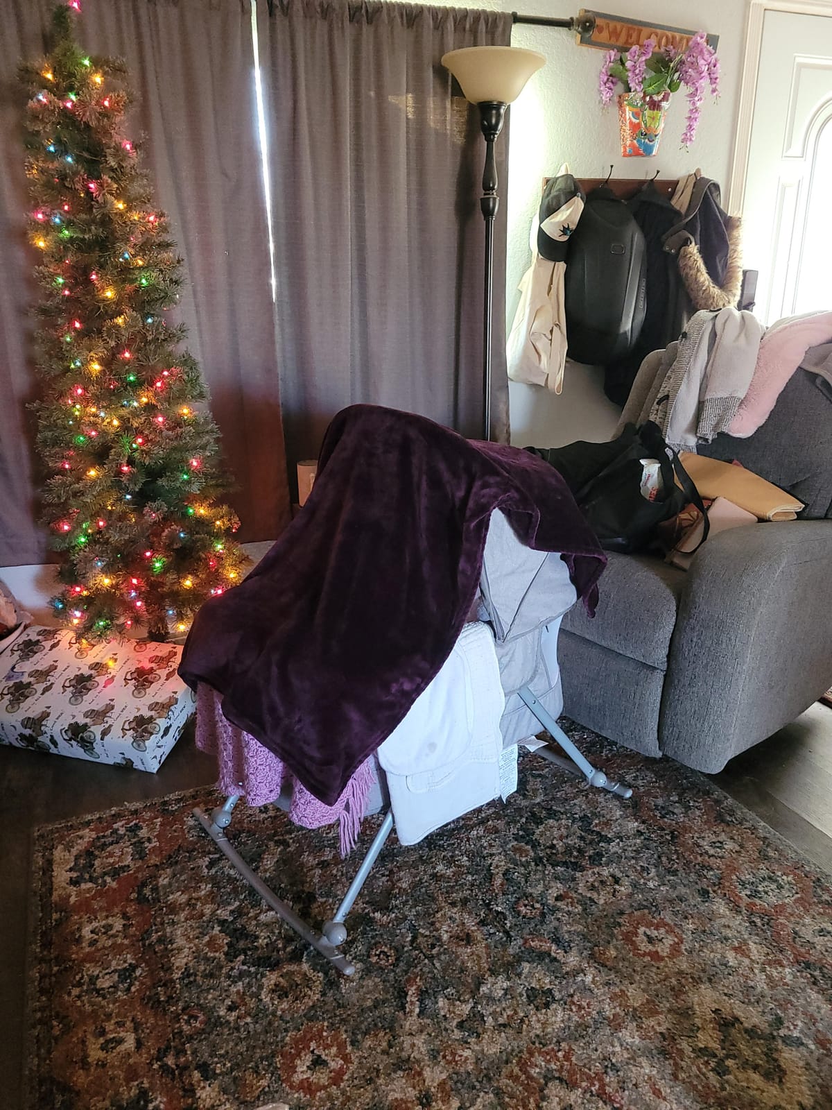 Safety 1st Nap and Go Rocking Bassinet, Star Gazer customer photo 2