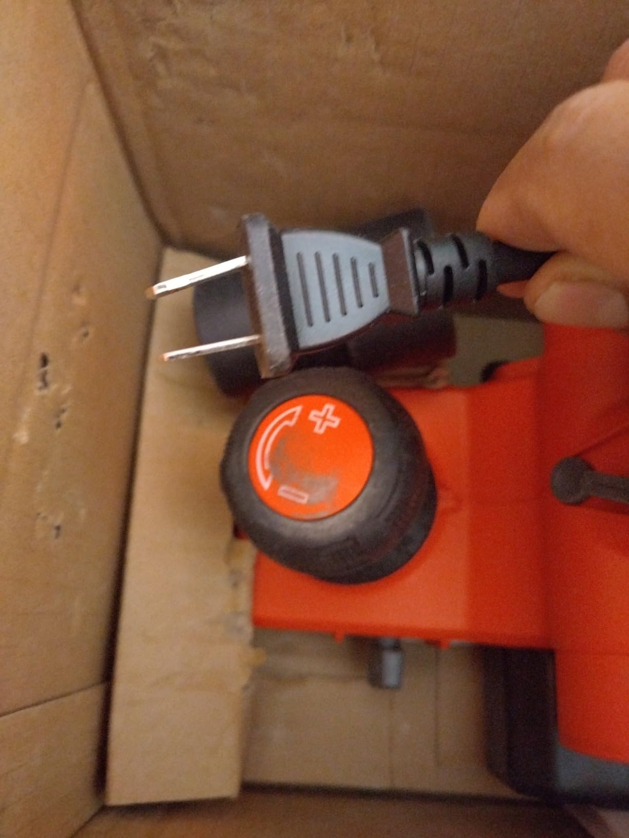 CRAFTSMAN Hand Planer, 6-Amp, 5/64-Inch (CMEW300) - Amazon Vine customer photo 1